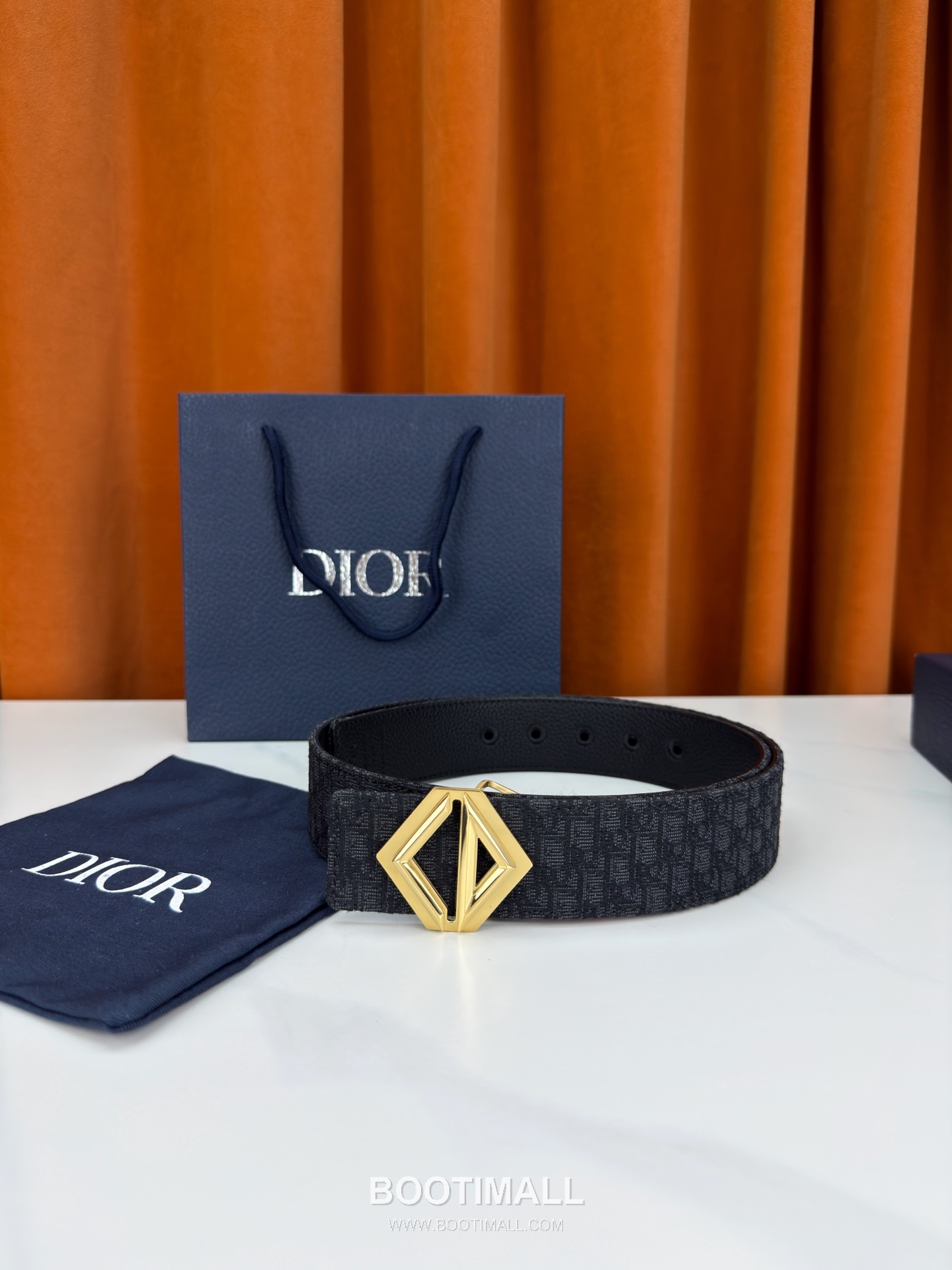 디올 오블리크 자카드 캔버스 블랙 네이비 리버서블 벨트 로고 다이아몬드 컷아웃 버클 Dior Oblique Jacquard Canvas Reversible Belt with Logo Diamond Cutout Buckle 4.0cm 3