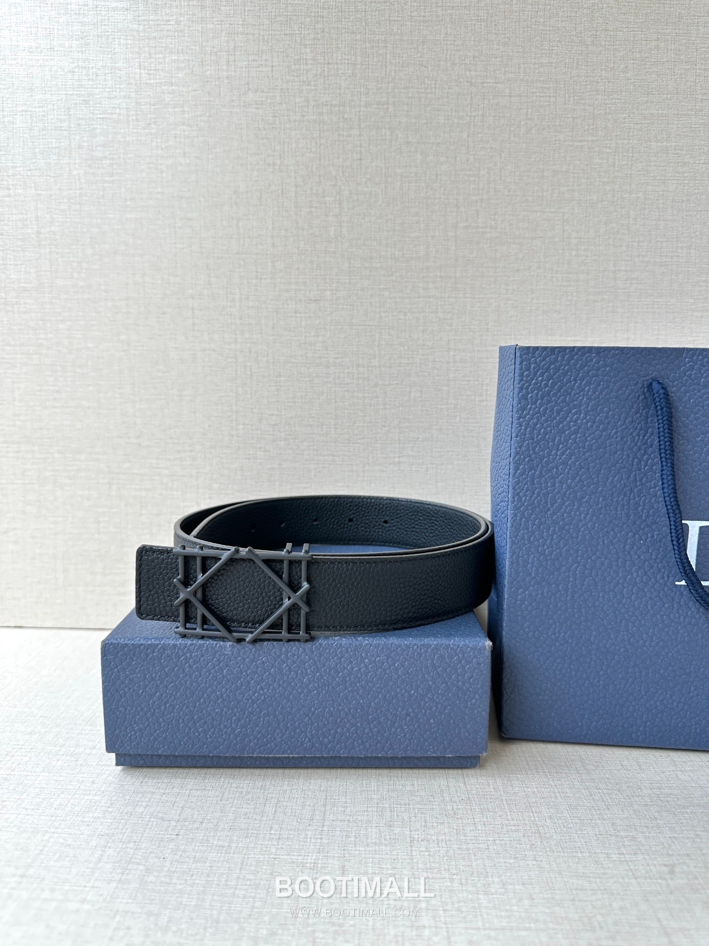 디올 카나주 패턴 카프스킨 블랙 단면 벨트 로고 카나주 버클 Dior Cannage Pattern Calfskin Belt with Logo Cannage Buckle 3.5cm 4