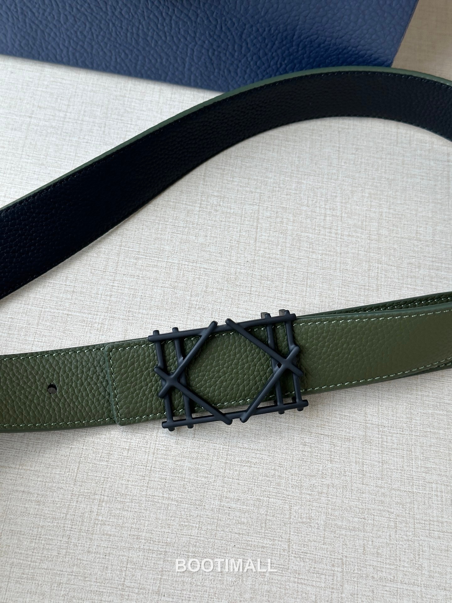 디올 카나주 패턴 카프스킨 블랙 단면 벨트 로고 카나주 버클 Dior Cannage Pattern Calfskin Belt with Logo Cannage Buckle 3.5cm 2