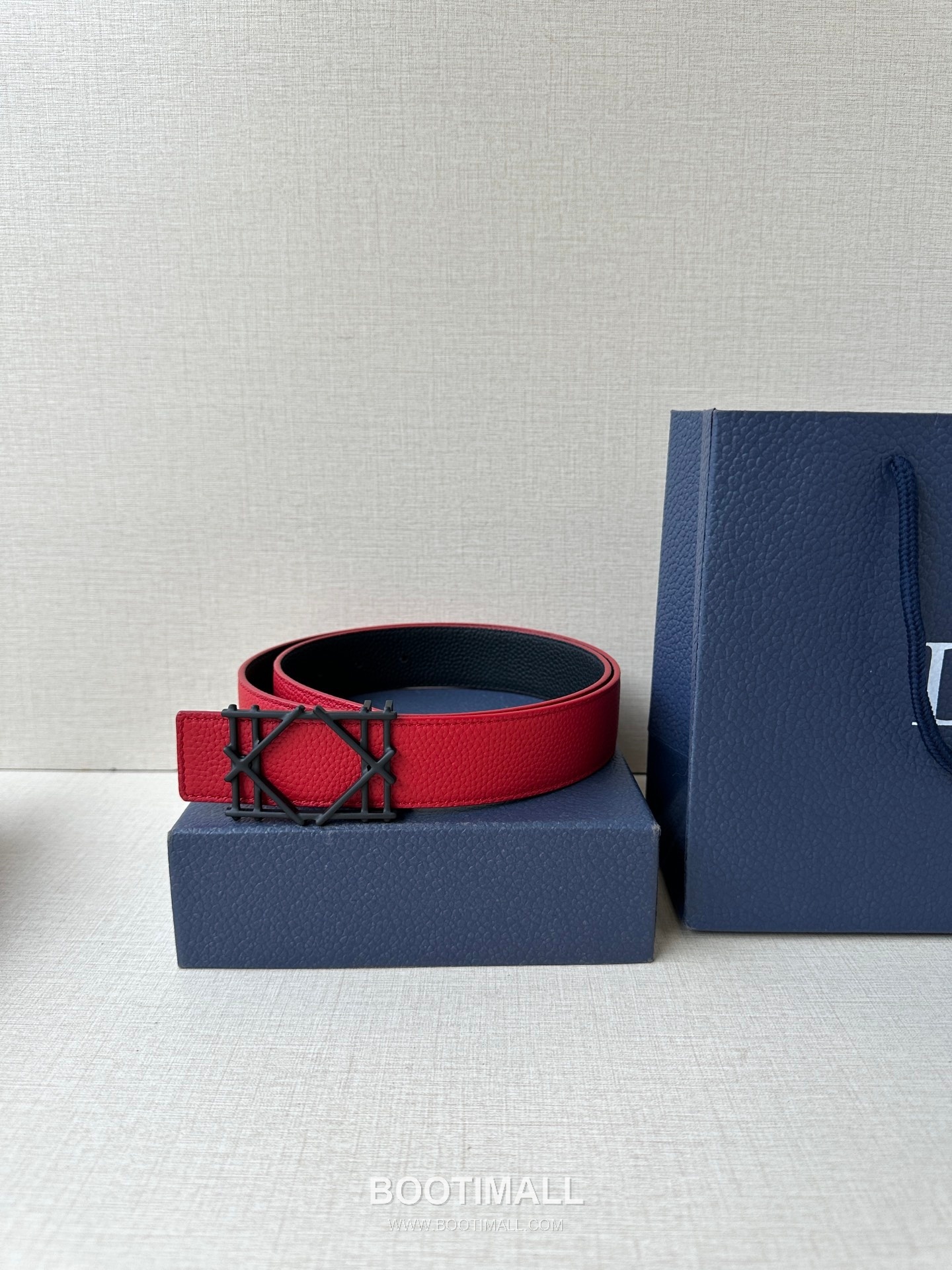 디올 카나주 패턴 카프스킨 블랙 단면 벨트 로고 카나주 버클 Dior Cannage Pattern Calfskin Belt with Logo Cannage Buckle 3.5cm 4