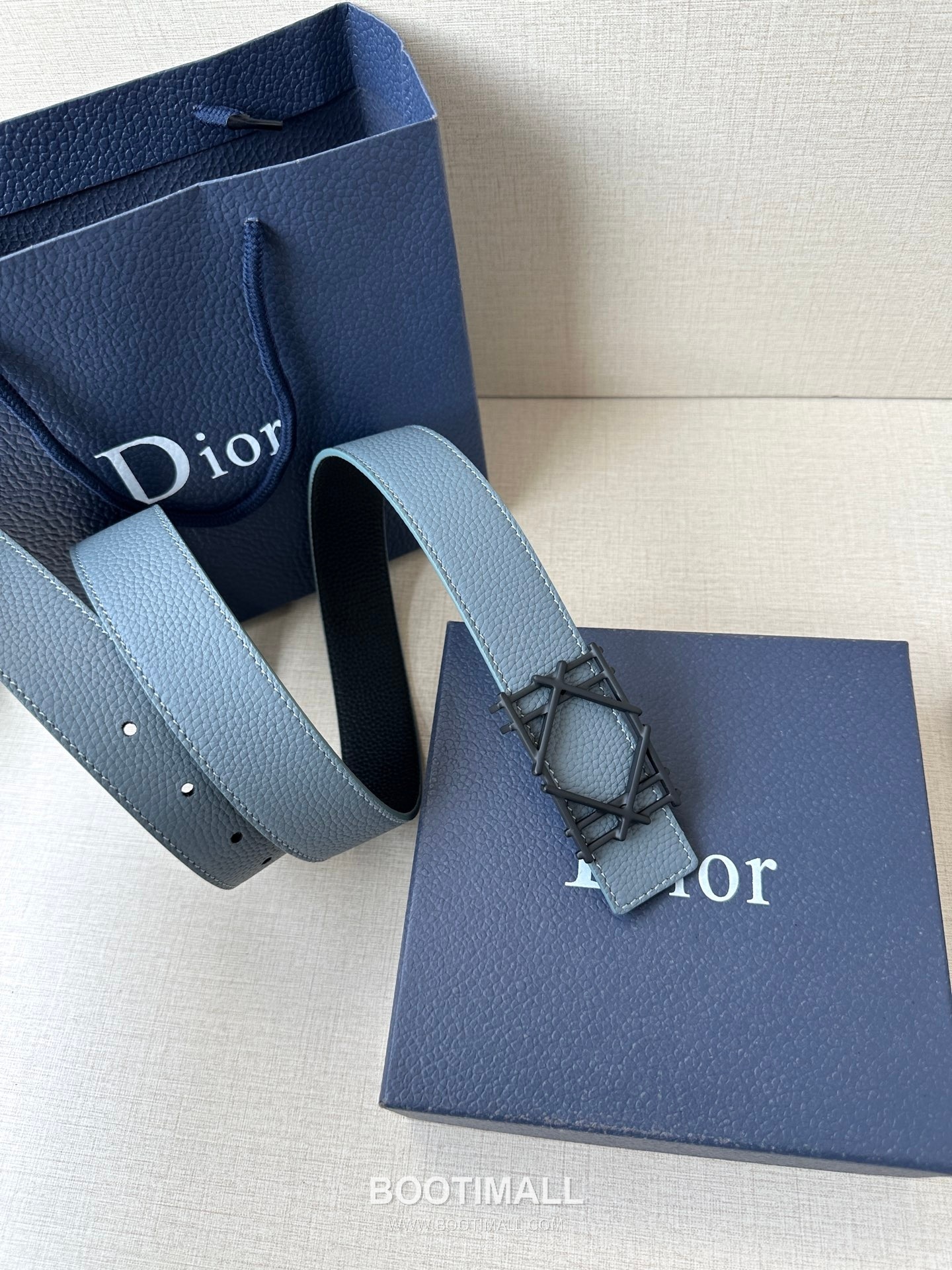 디올 카나주 패턴 카프스킨 블랙 단면 벨트 로고 카나주 버클 Dior Cannage Pattern Calfskin Belt with Logo Cannage Buckle 3.5cm 4