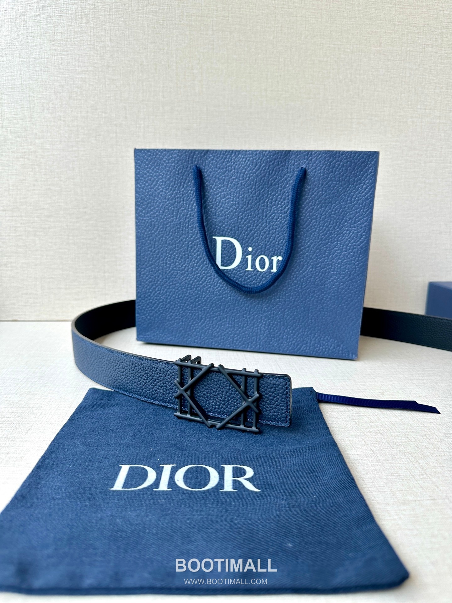 디올 카나주 패턴 카프스킨 블랙 단면 벨트 로고 카나주 버클 Dior Cannage Pattern Calfskin Belt with Logo Cannage Buckle 3.5cm 5