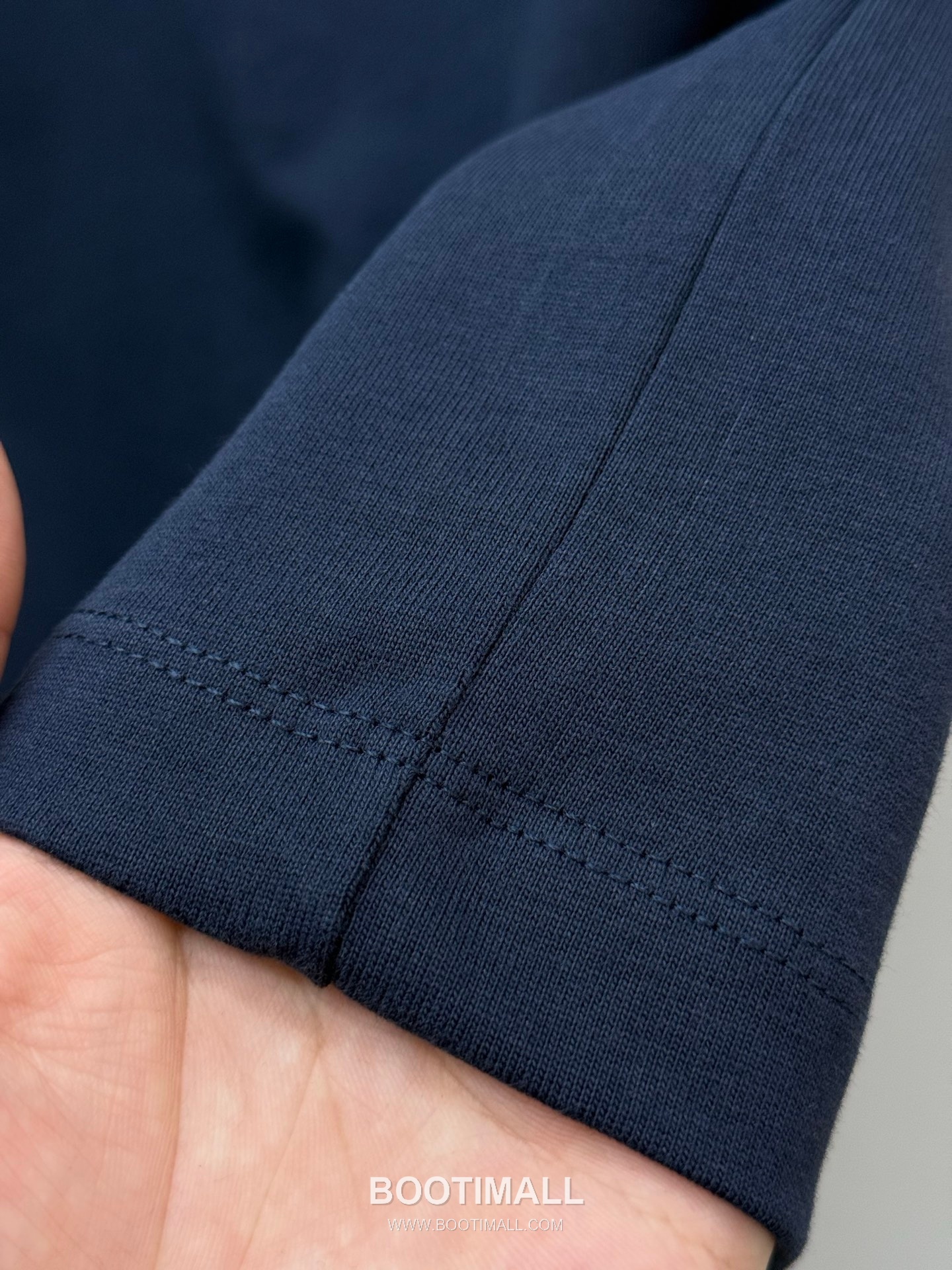 엠엠식스 로고 프린트 코튼 루즈핏 반팔 티셔츠 네이비 MM6 Logo Print Cotton Loose Fit Short Sleeve T-Shirt D23521 8