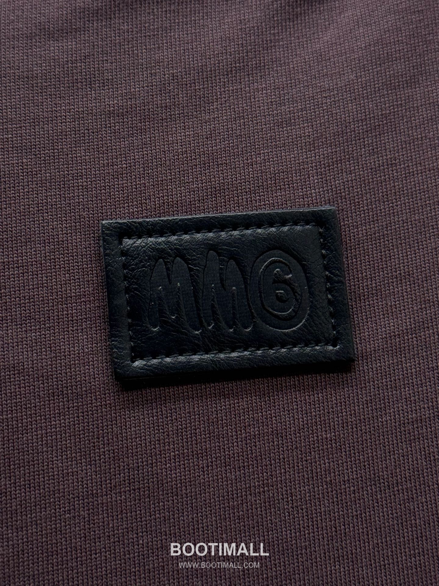 엠엠식스 로고 프린트 코튼 루즈핏 반팔 티셔츠 브라운 MM6 Logo Print Cotton Loose Fit Short Sleeve T-Shirt D23521 7