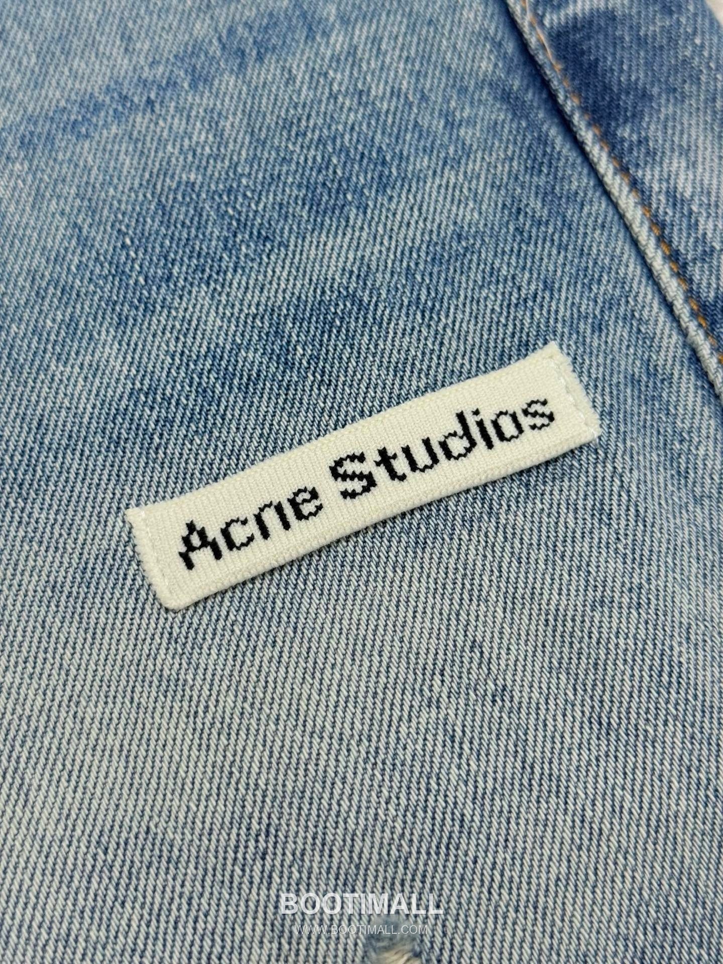 아크네 스튜디오 로고 프린트 유기농 코튼 디스트로이드 스트레이트 데님 팬츠 Acne Studios Logo Print Organic Cotton Distressed Straight Denim Pants D295743 16