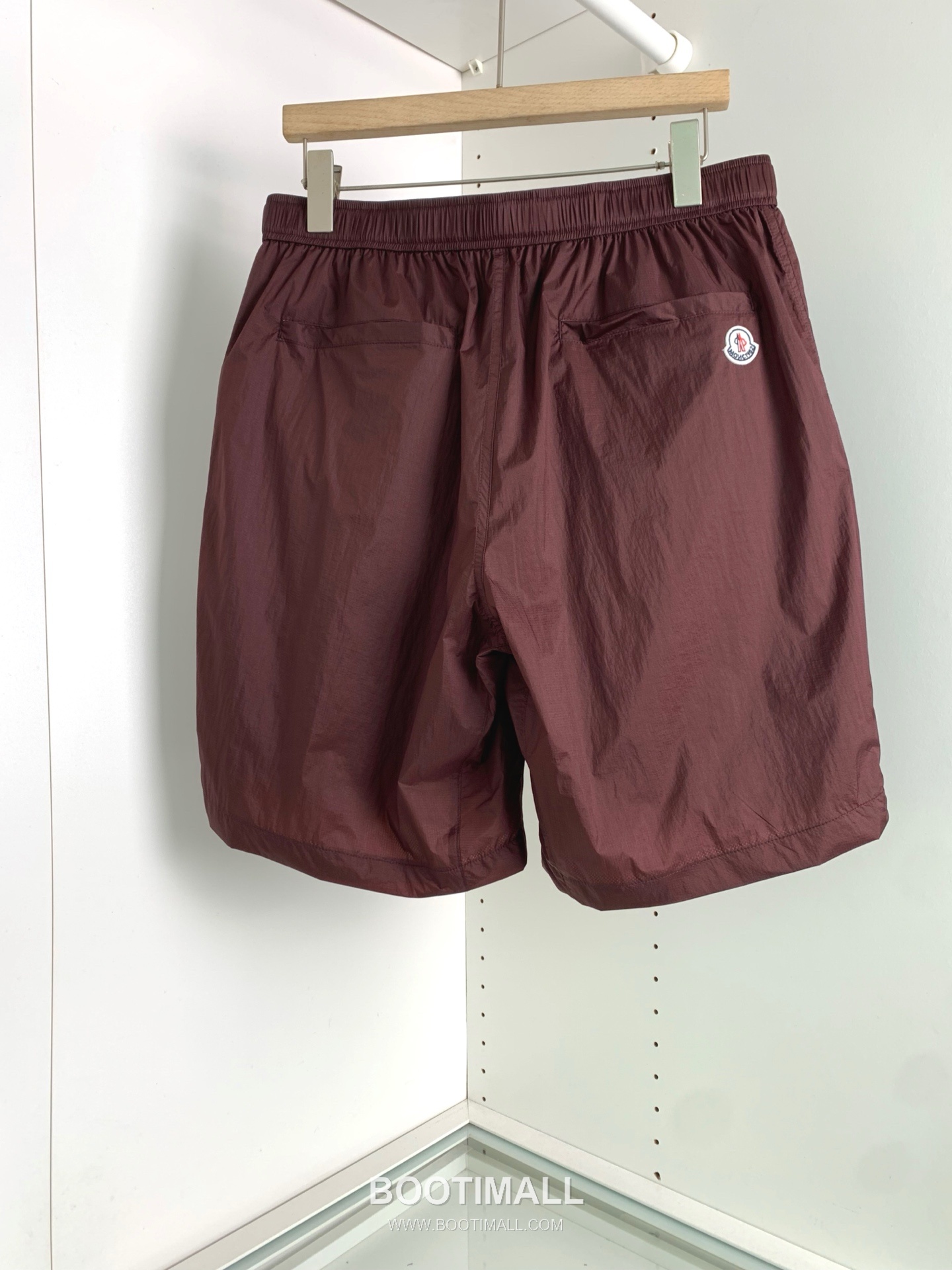 오프화이트 로고 버클 나일론 블렌드 버건디 그린 비치 쇼츠 Off-White Logo Buckle Nylon Blend Beach Shorts D24542 3