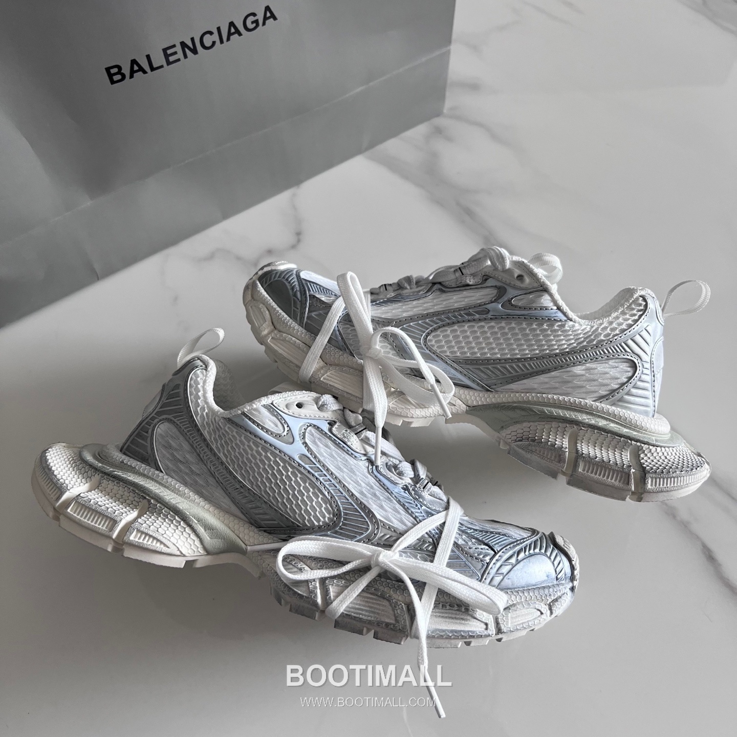 발렌시아가 팬텀 스니커즈 메쉬 레더 스카이/화이트 청키 러너 스니커즈 Balenciaga Phantom Sneaker Mesh Leather Black Chunky Runner Sneakers 8