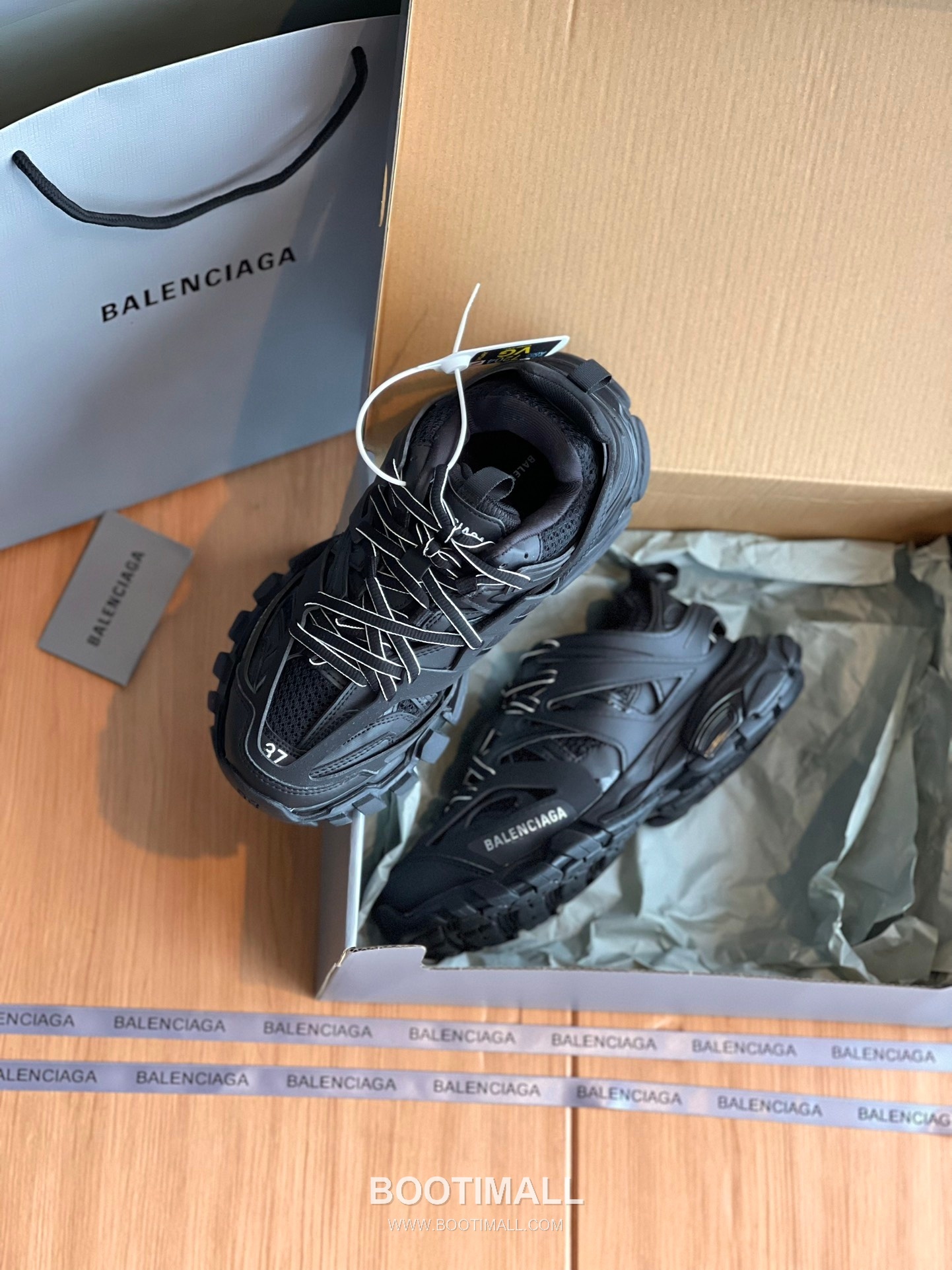 발렌시아가 트랙 메쉬 레더 블랙 청키 러너 스니커즈 Balenciaga Track Mesh Leather Black Chunky Runner Sneakers 5