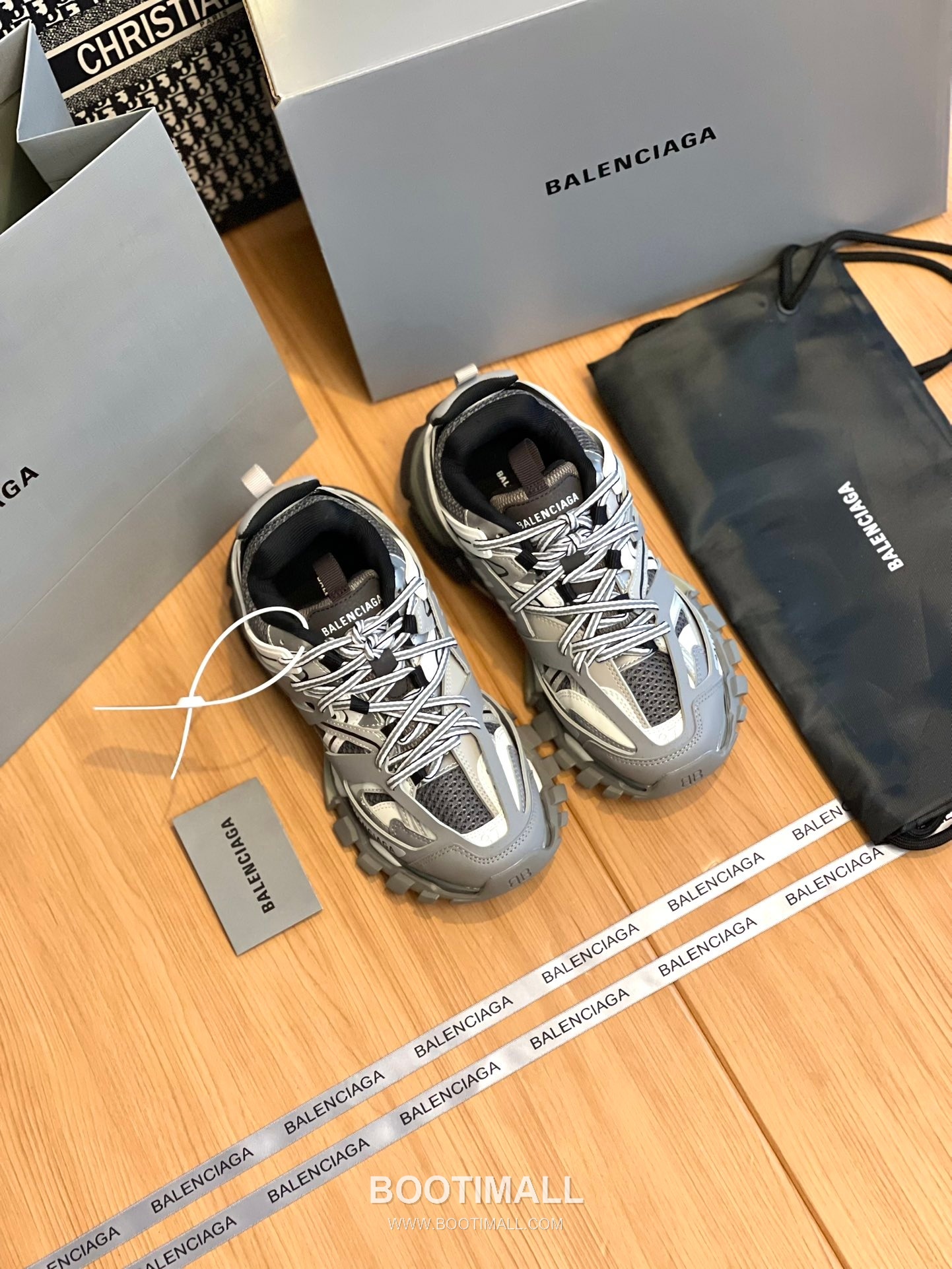 발렌시아가 트랙 메쉬 레더 블랙 청키 러너 스니커즈 Balenciaga Track Mesh Leather Black Chunky Runner Sneakers 2