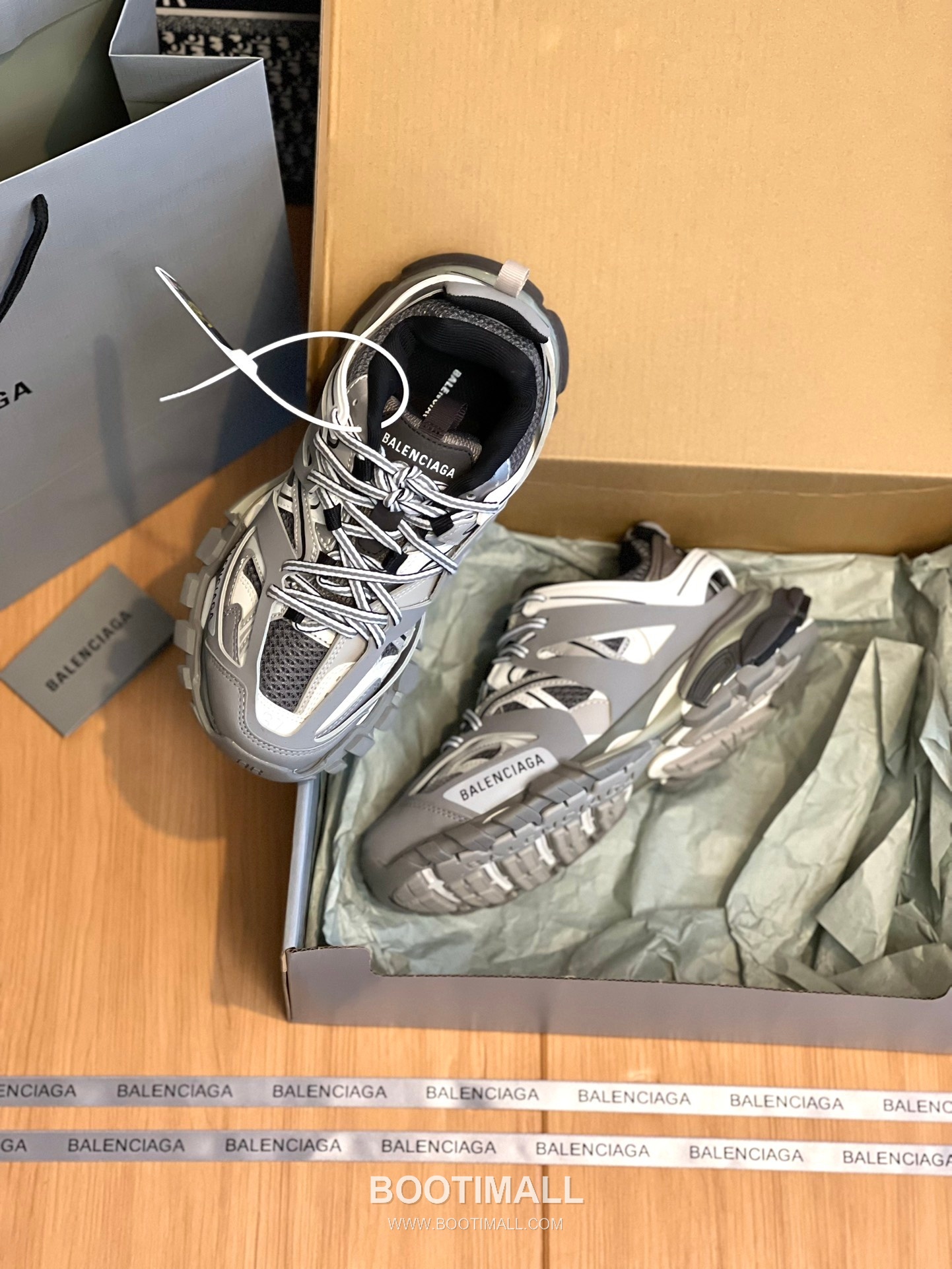 발렌시아가 트랙 메쉬 레더 블랙 청키 러너 스니커즈 Balenciaga Track Mesh Leather Black Chunky Runner Sneakers 5