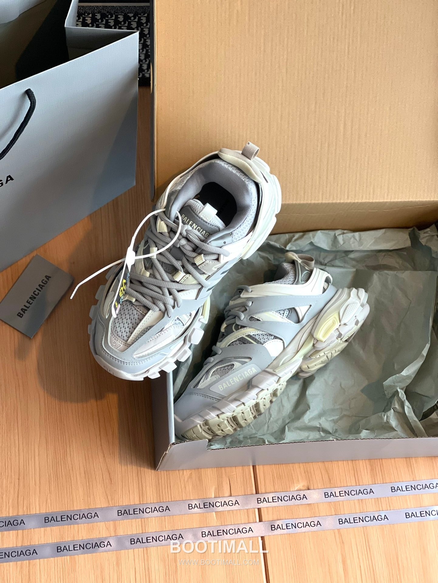 발렌시아가 트랙 메쉬 레더 블랙 청키 러너 스니커즈 Balenciaga Track Mesh Leather Black Chunky Runner Sneakers 5