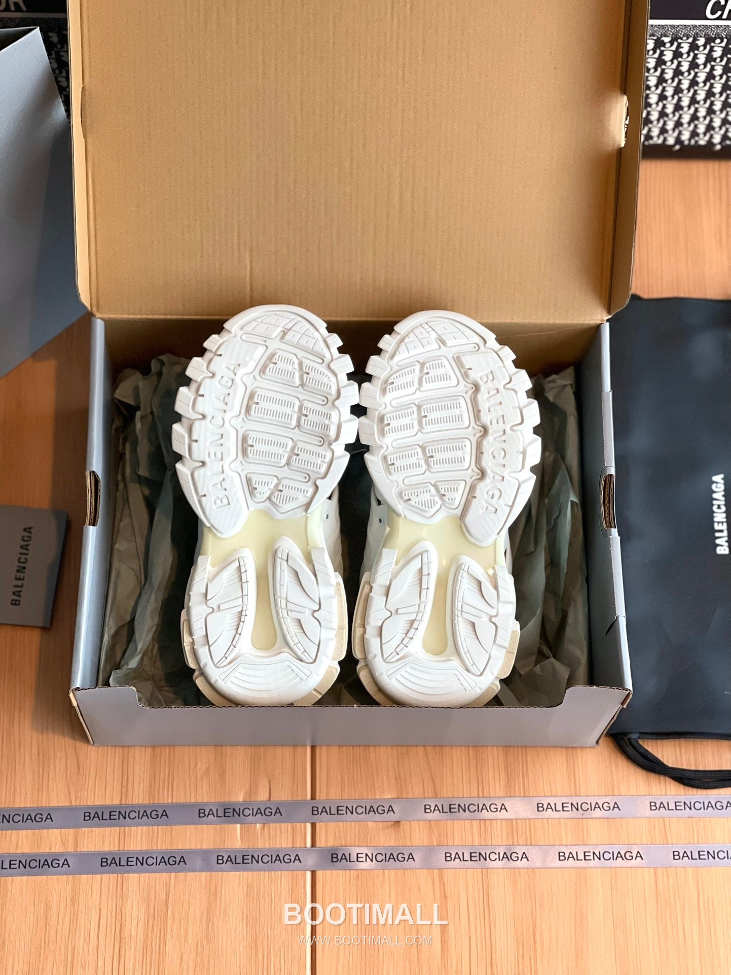 발렌시아가 트랙 메쉬 레더 블랙 청키 러너 스니커즈 Balenciaga Track Mesh Leather Black Chunky Runner Sneakers 9