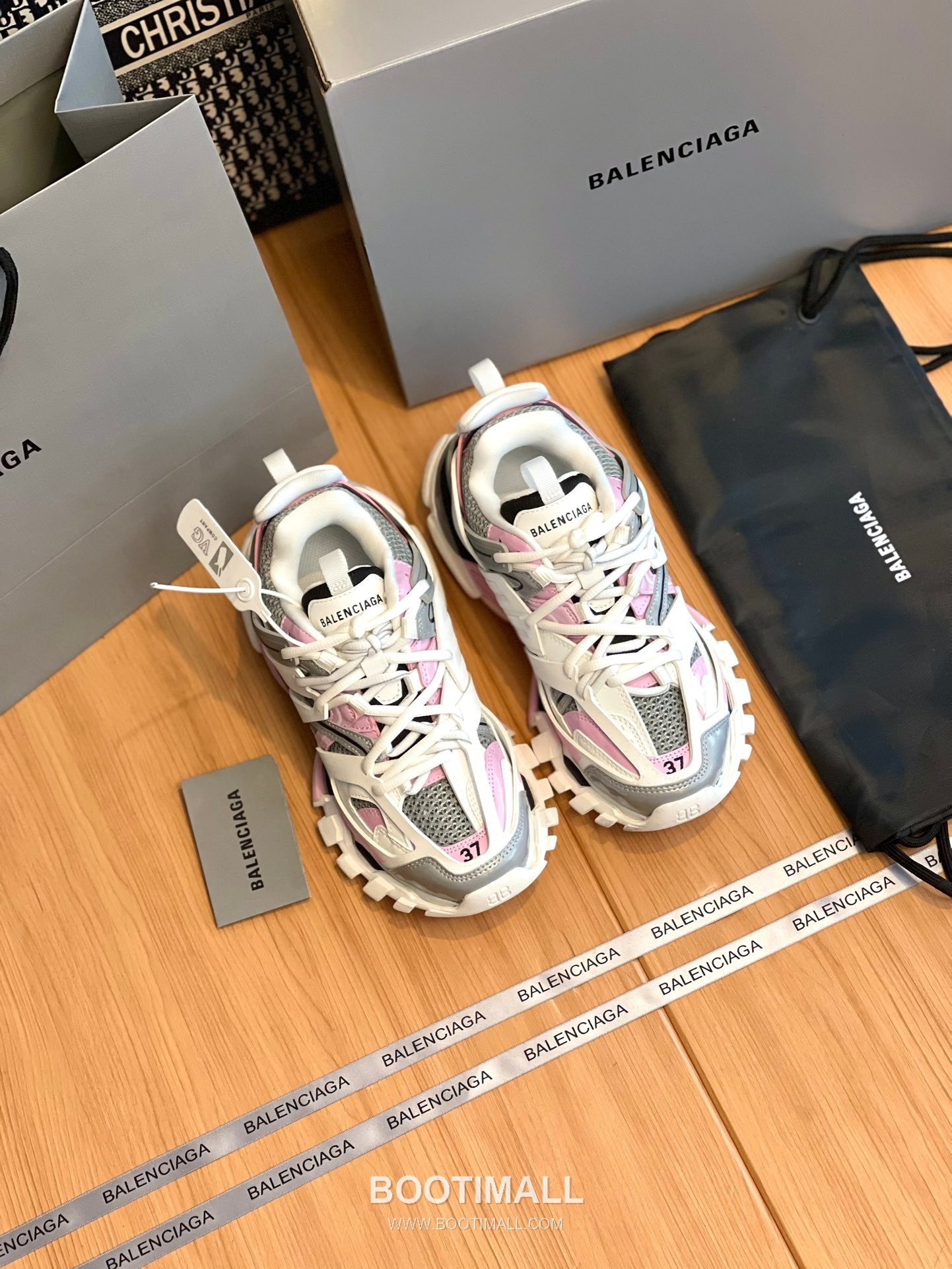 발렌시아가 트랙 메쉬 레더 블랙 청키 러너 스니커즈 Balenciaga Track Mesh Leather Black Chunky Runner Sneakers 2