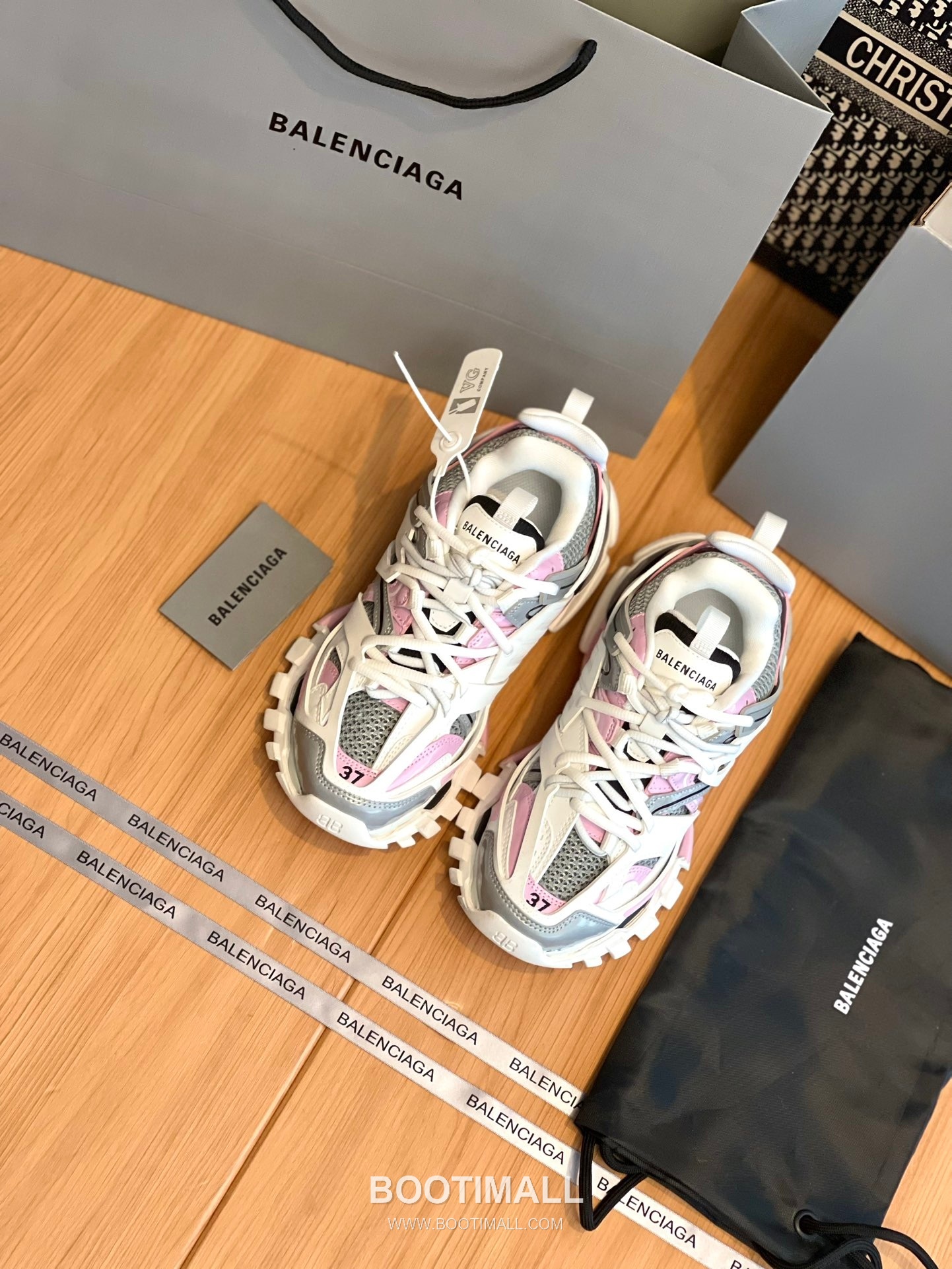 발렌시아가 트랙 메쉬 레더 블랙 청키 러너 스니커즈 Balenciaga Track Mesh Leather Black Chunky Runner Sneakers 3