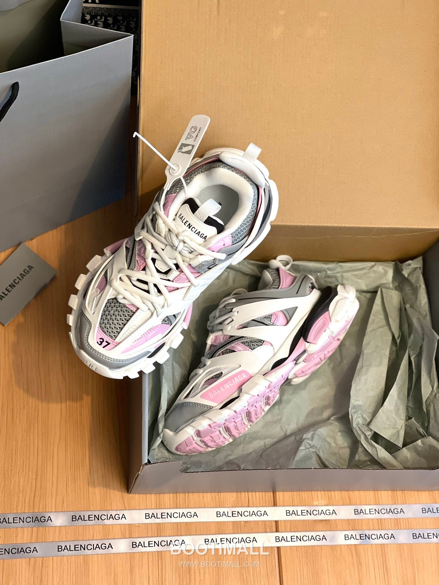 발렌시아가 트랙 메쉬 레더 블랙 청키 러너 스니커즈 Balenciaga Track Mesh Leather Black Chunky Runner Sneakers 5