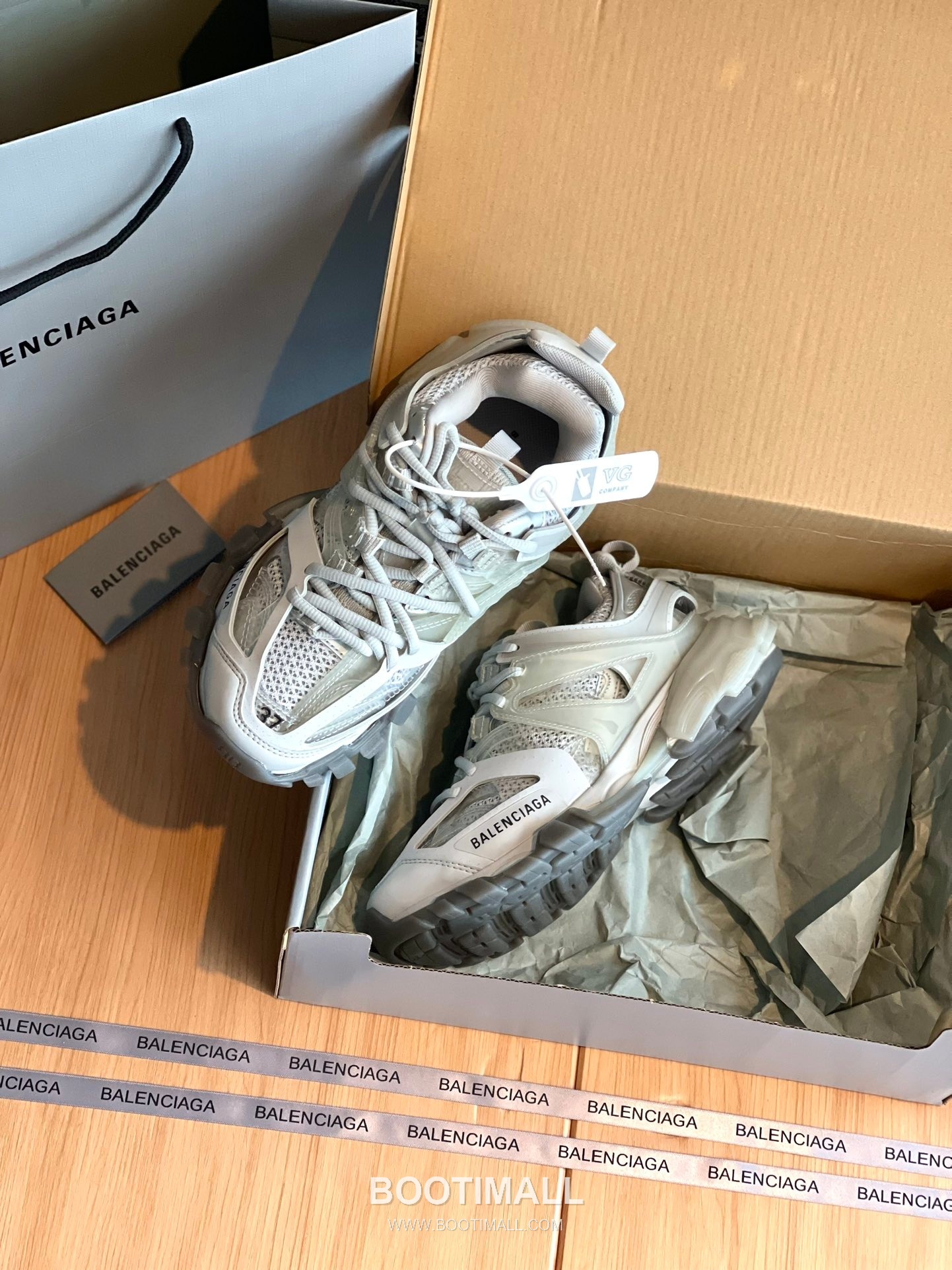 발렌시아가 트랙 메쉬 레더 블랙 청키 러너 스니커즈 Balenciaga Track Mesh Leather Black Chunky Runner Sneakers 5