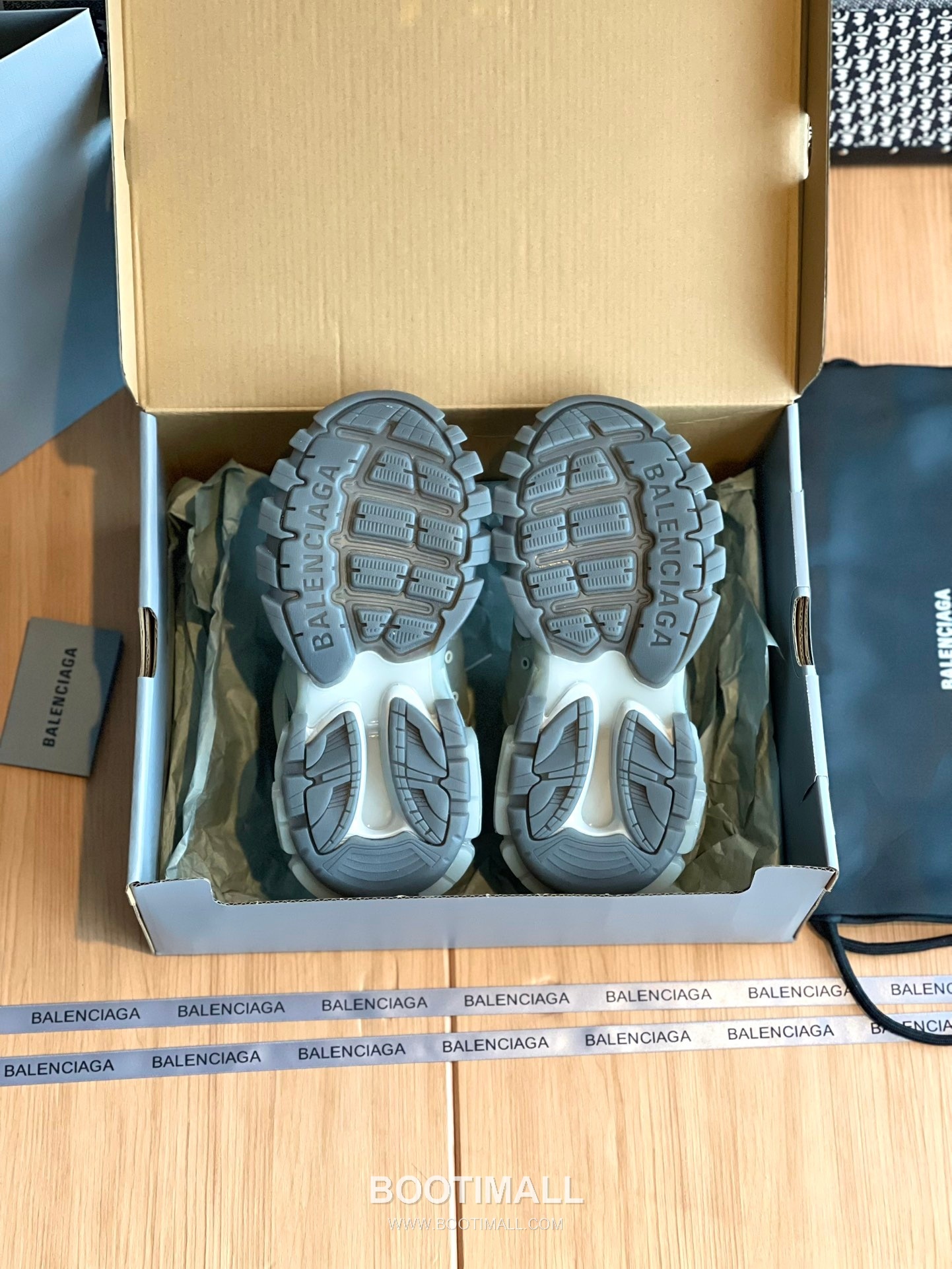 발렌시아가 트랙 메쉬 레더 블랙 청키 러너 스니커즈 Balenciaga Track Mesh Leather Black Chunky Runner Sneakers 9