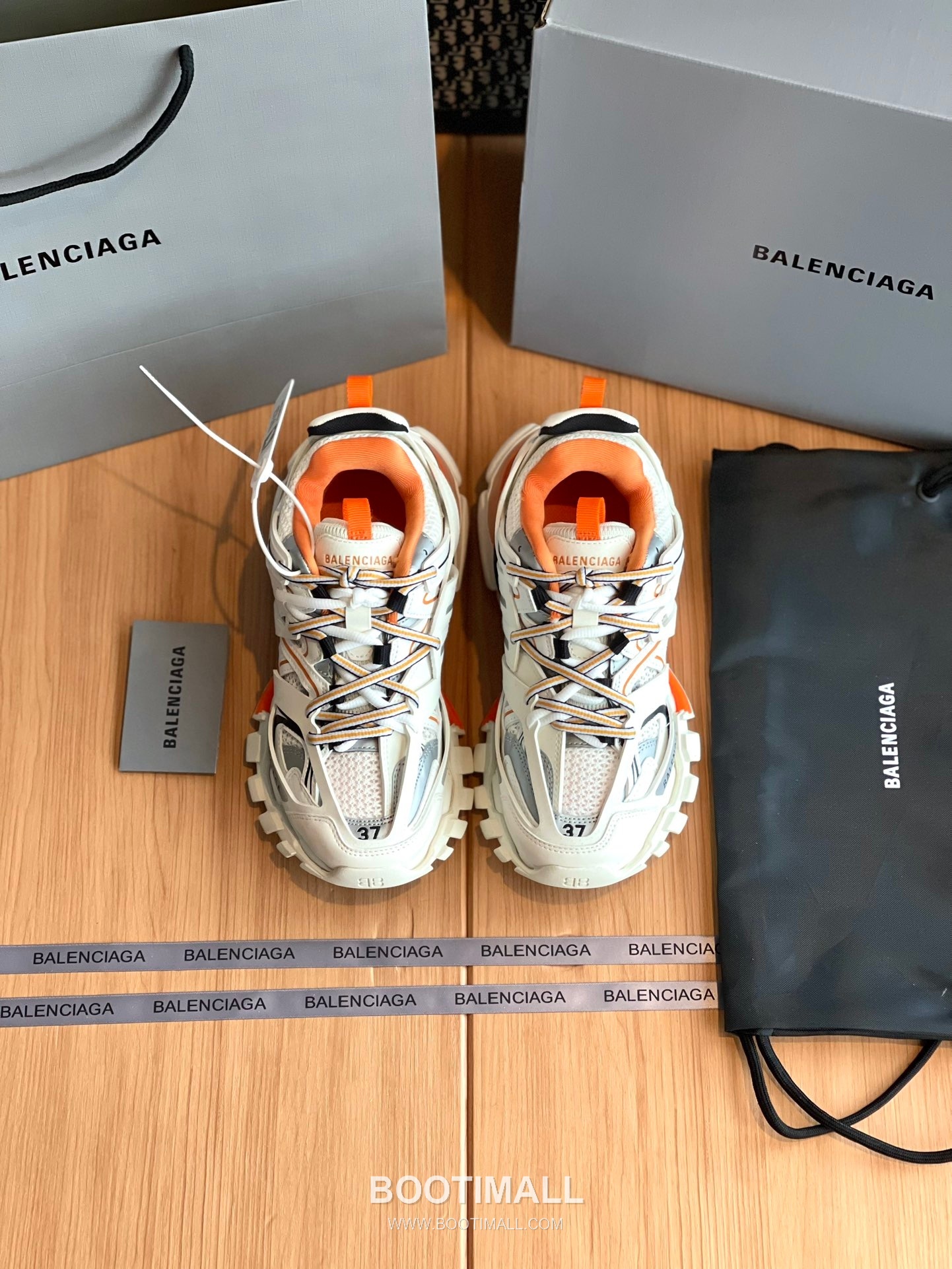 발렌시아가 트랙 메쉬 레더 블랙 청키 러너 스니커즈 Balenciaga Track Mesh Leather Black Chunky Runner Sneakers 1