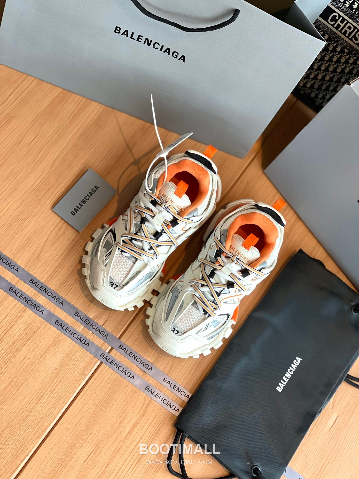 발렌시아가 트랙 메쉬 레더 블랙 청키 러너 스니커즈 Balenciaga Track Mesh Leather Black Chunky Runner Sneakers 3