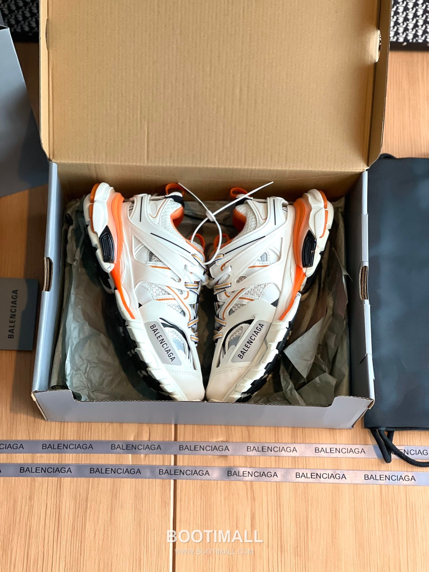 발렌시아가 트랙 메쉬 레더 블랙 청키 러너 스니커즈 Balenciaga Track Mesh Leather Black Chunky Runner Sneakers 6