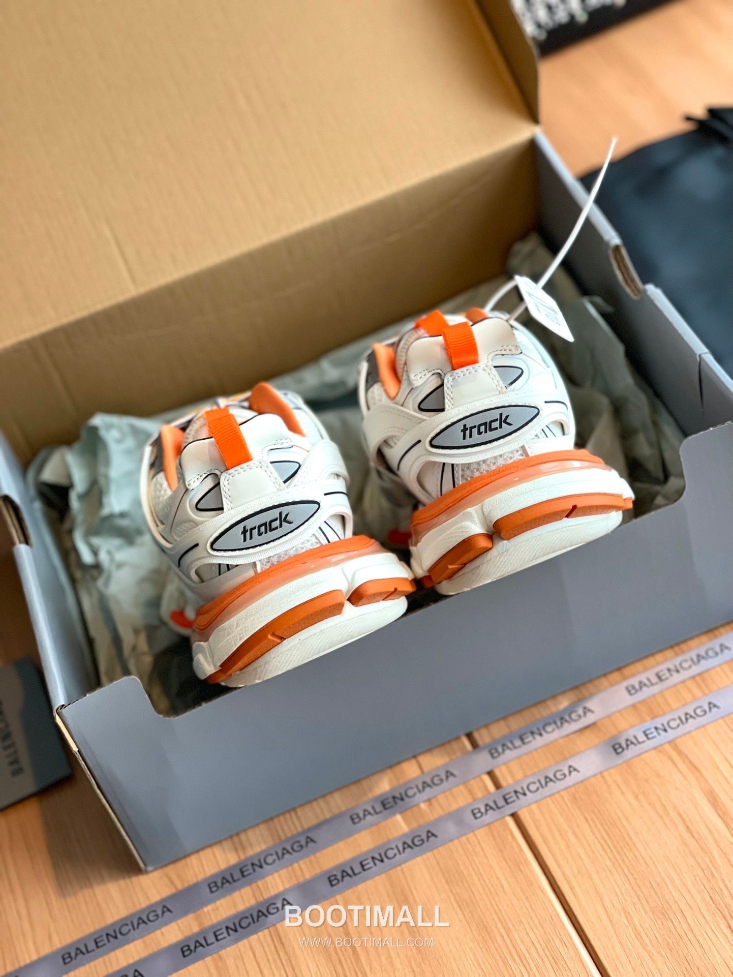 발렌시아가 트랙 메쉬 레더 블랙 청키 러너 스니커즈 Balenciaga Track Mesh Leather Black Chunky Runner Sneakers 8