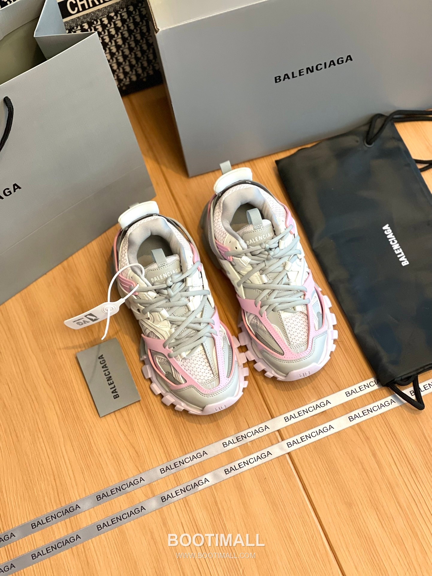 발렌시아가 트랙 메쉬 레더 블랙 청키 러너 스니커즈 Balenciaga Track Mesh Leather Black Chunky Runner Sneakers 2