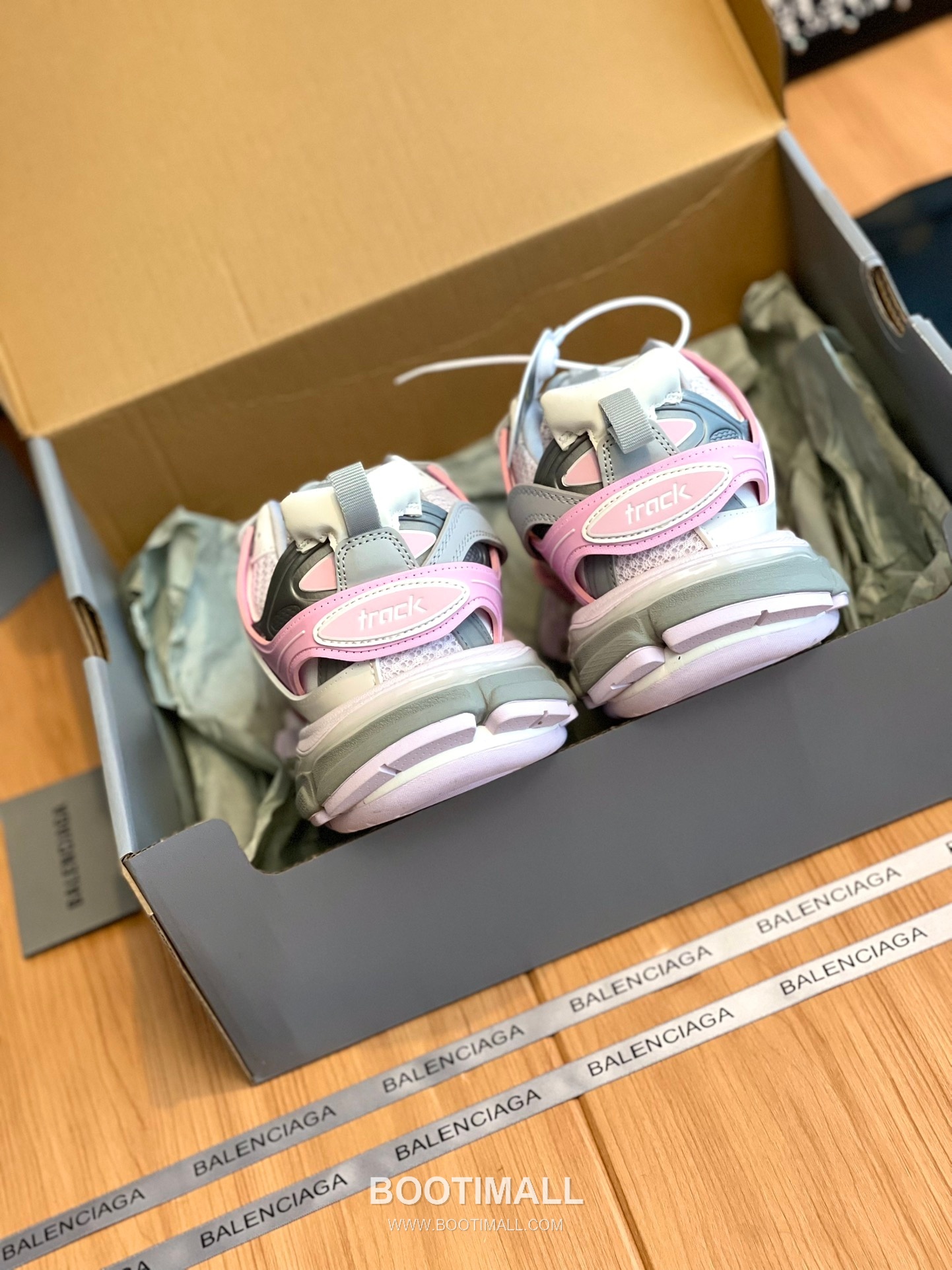 발렌시아가 트랙 메쉬 레더 블랙 청키 러너 스니커즈 Balenciaga Track Mesh Leather Black Chunky Runner Sneakers 8