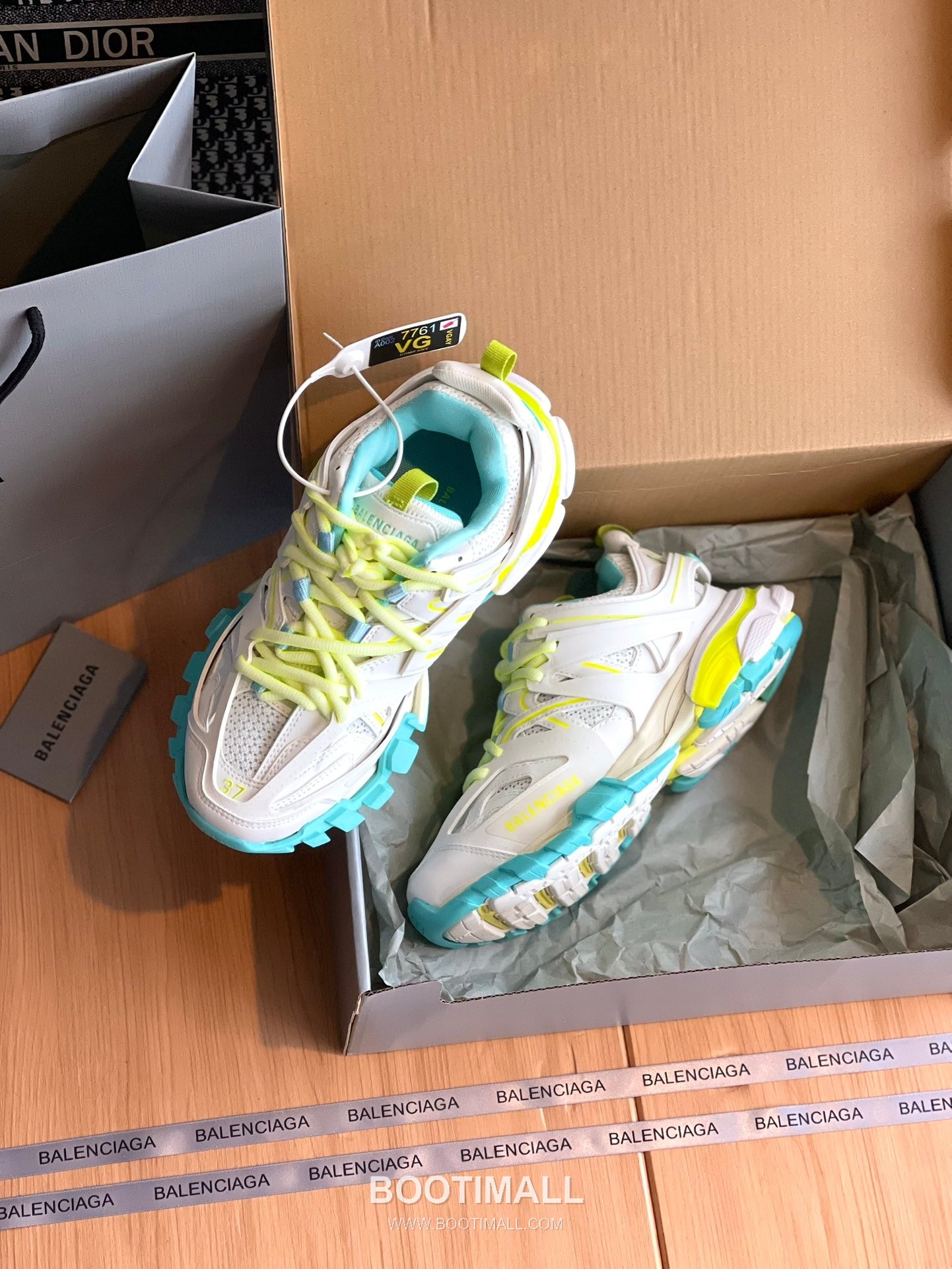 발렌시아가 트랙 메쉬 레더 블랙 청키 러너 스니커즈 Balenciaga Track Mesh Leather Black Chunky Runner Sneakers 5