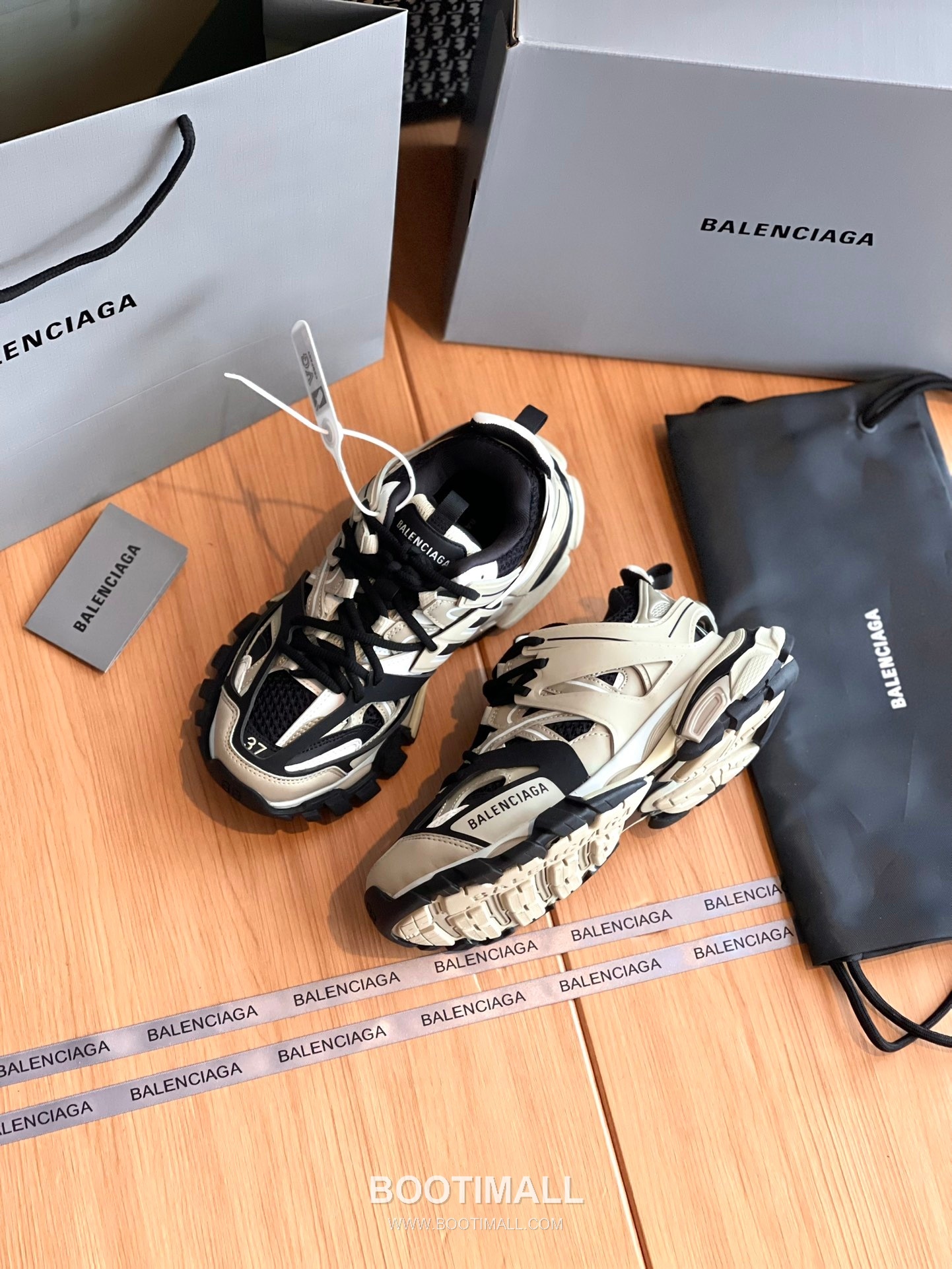 발렌시아가 트랙 메쉬 레더 블랙 청키 러너 스니커즈 Balenciaga Track Mesh Leather Black Chunky Runner Sneakers 7