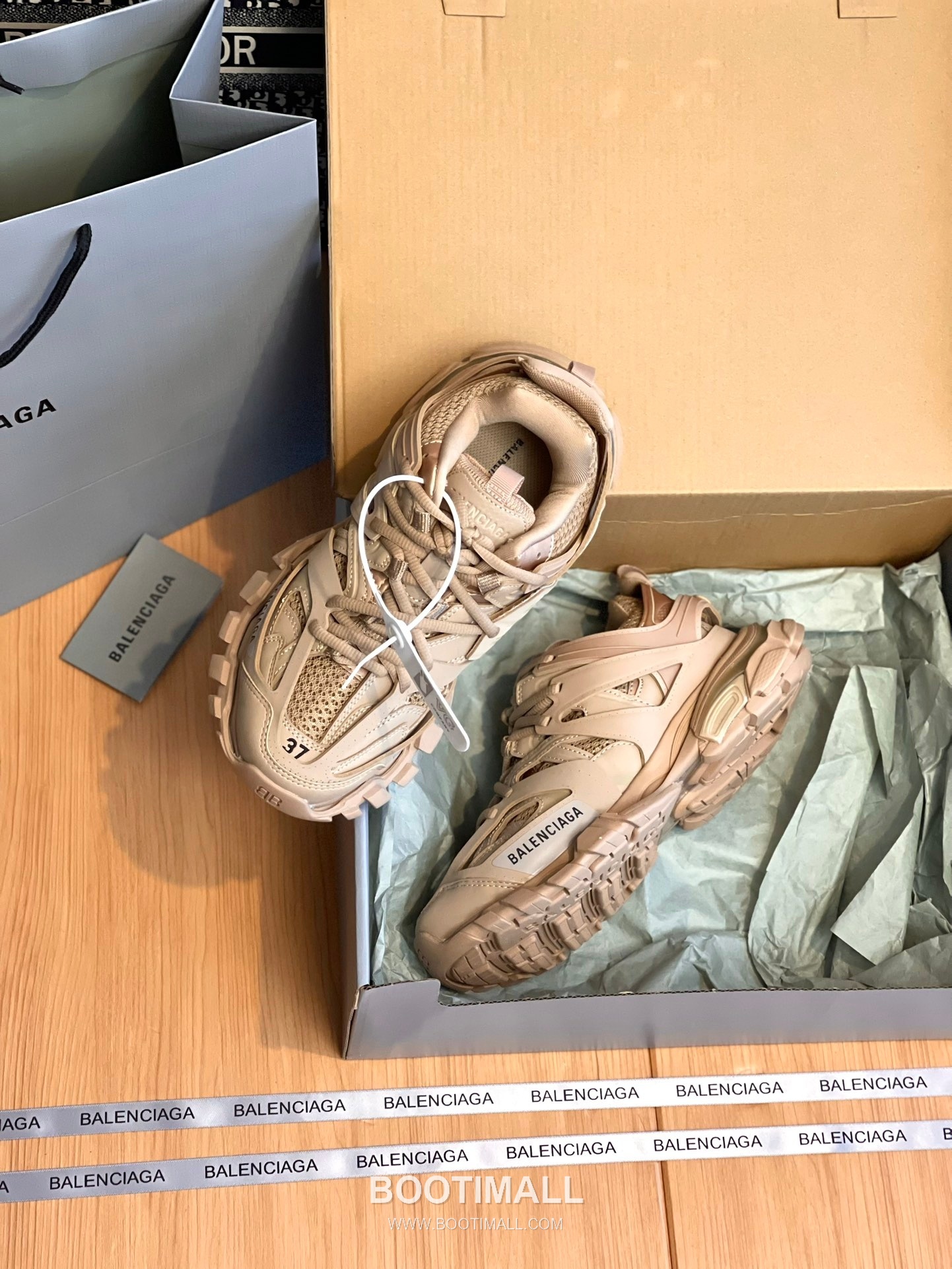 발렌시아가 트랙 메쉬 레더 블랙 청키 러너 스니커즈 Balenciaga Track Mesh Leather Black Chunky Runner Sneakers 5