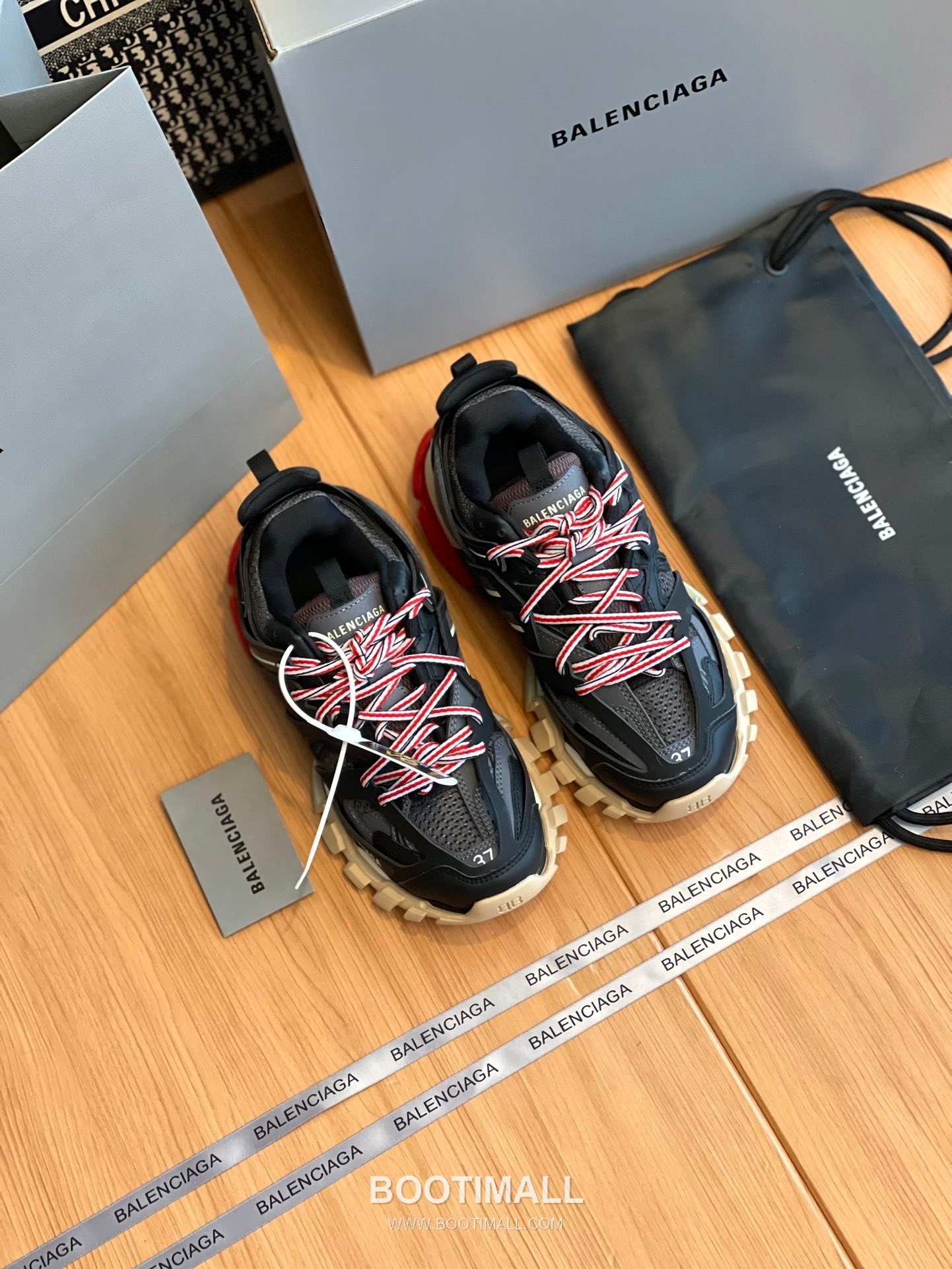 발렌시아가 트랙 메쉬 레더 블랙 청키 러너 스니커즈 Balenciaga Track Mesh Leather Black Chunky Runner Sneakers 2