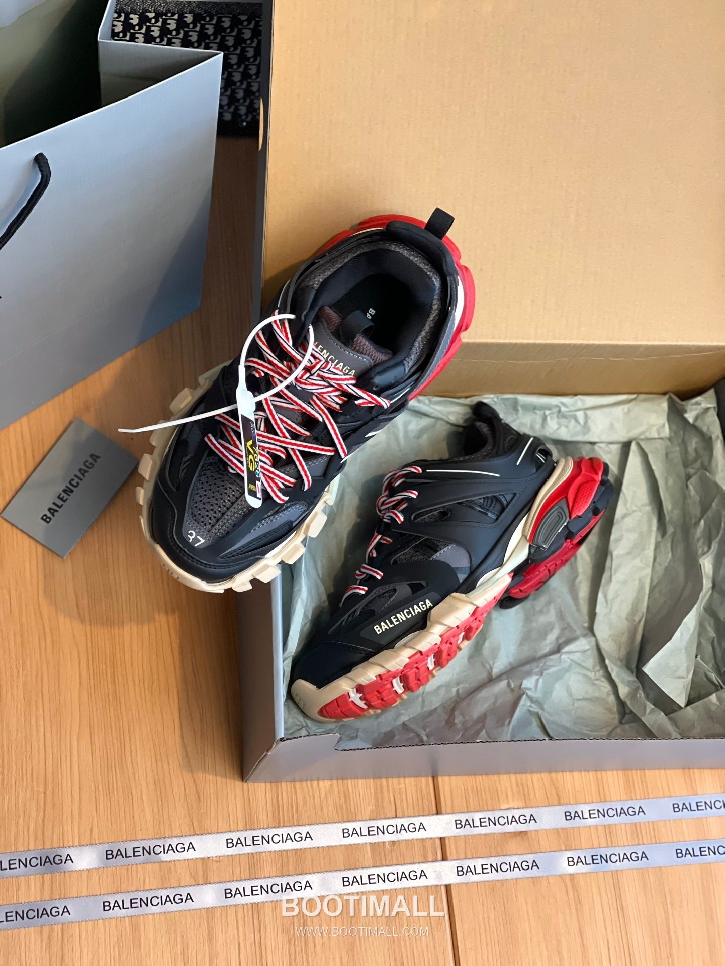 발렌시아가 트랙 메쉬 레더 블랙 청키 러너 스니커즈 Balenciaga Track Mesh Leather Black Chunky Runner Sneakers 5