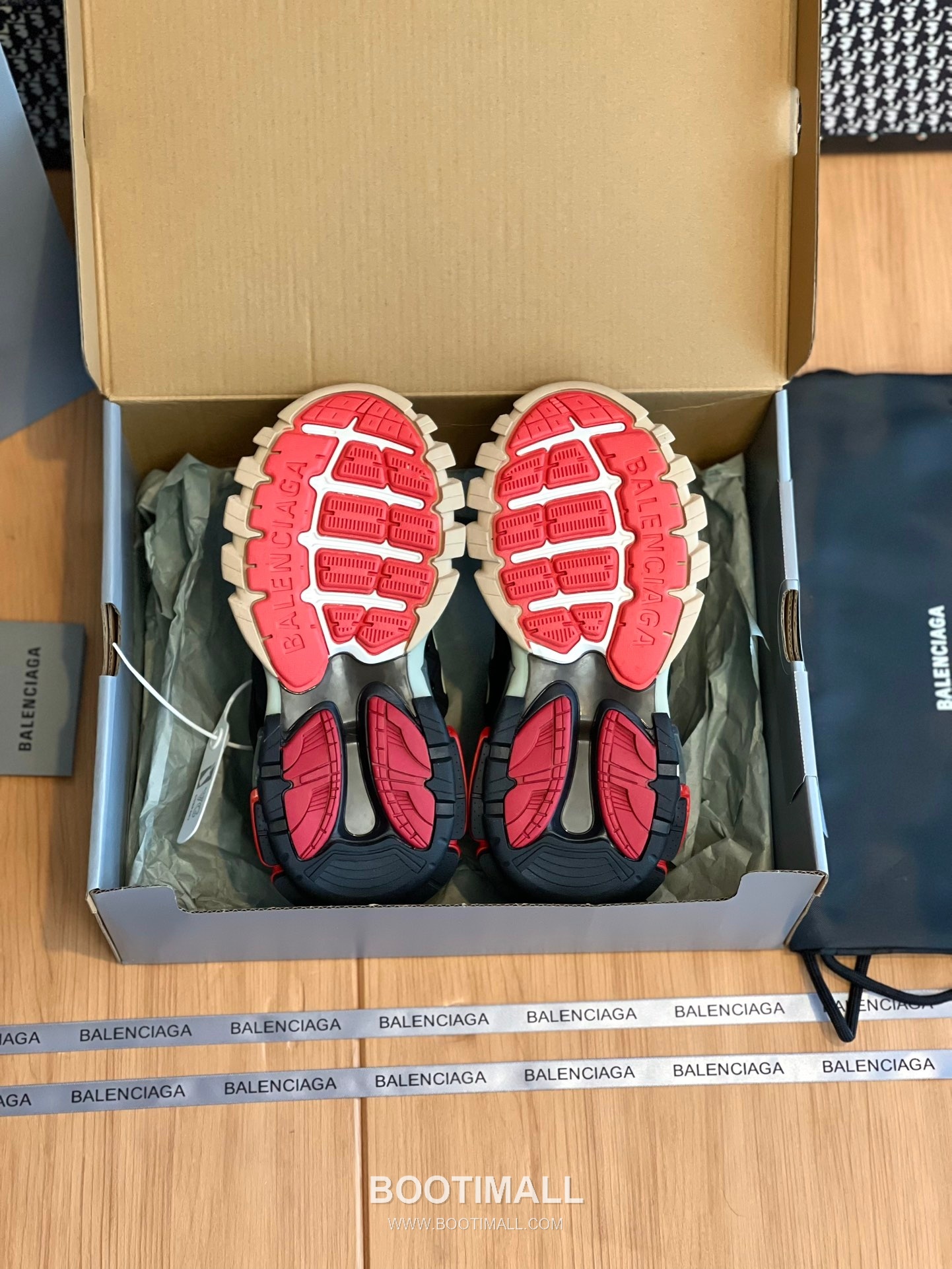 발렌시아가 트랙 메쉬 레더 블랙 청키 러너 스니커즈 Balenciaga Track Mesh Leather Black Chunky Runner Sneakers 9