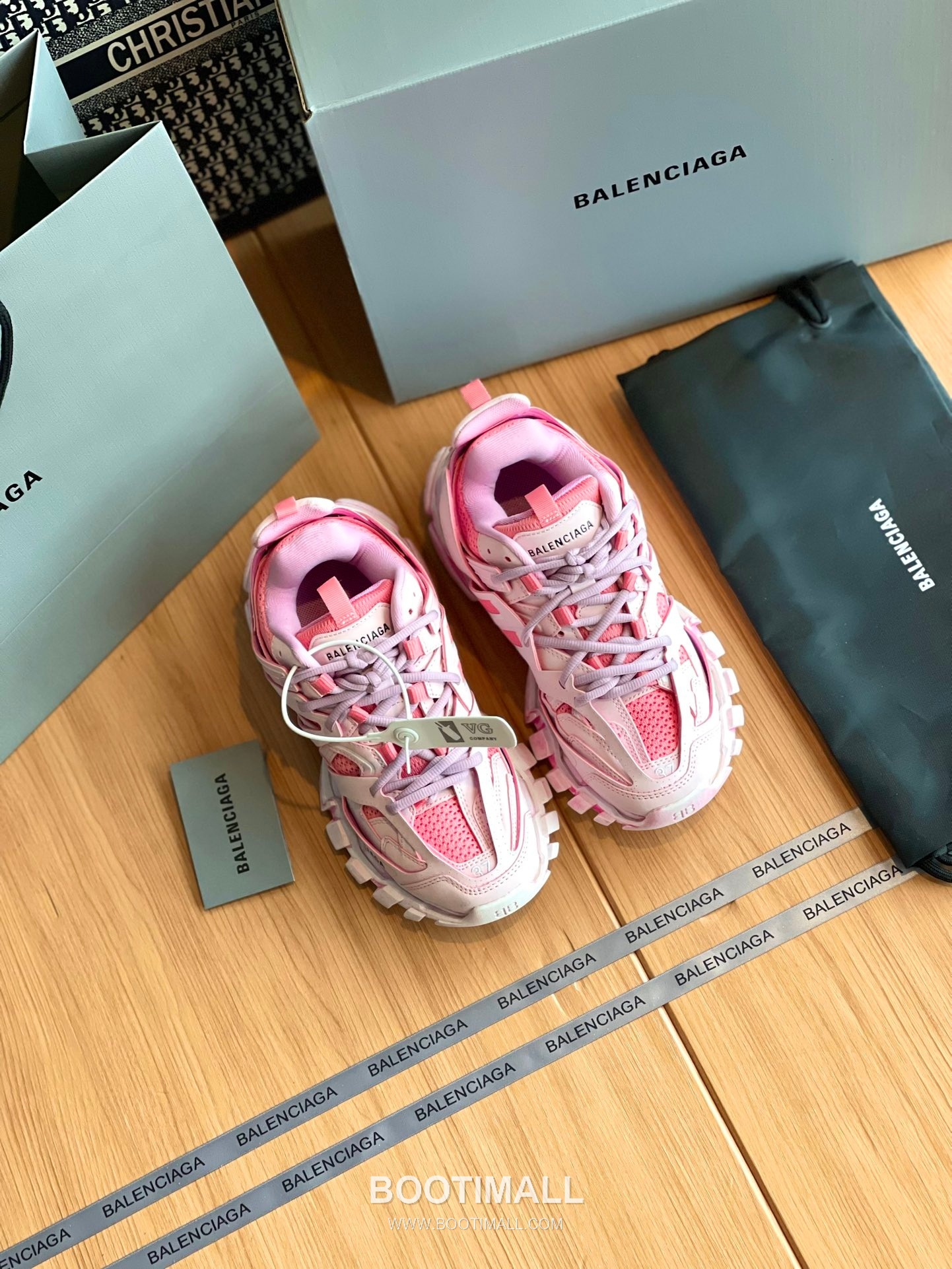 발렌시아가 트랙 메쉬 레더 블랙 청키 러너 스니커즈 Balenciaga Track Mesh Leather Black Chunky Runner Sneakers 2