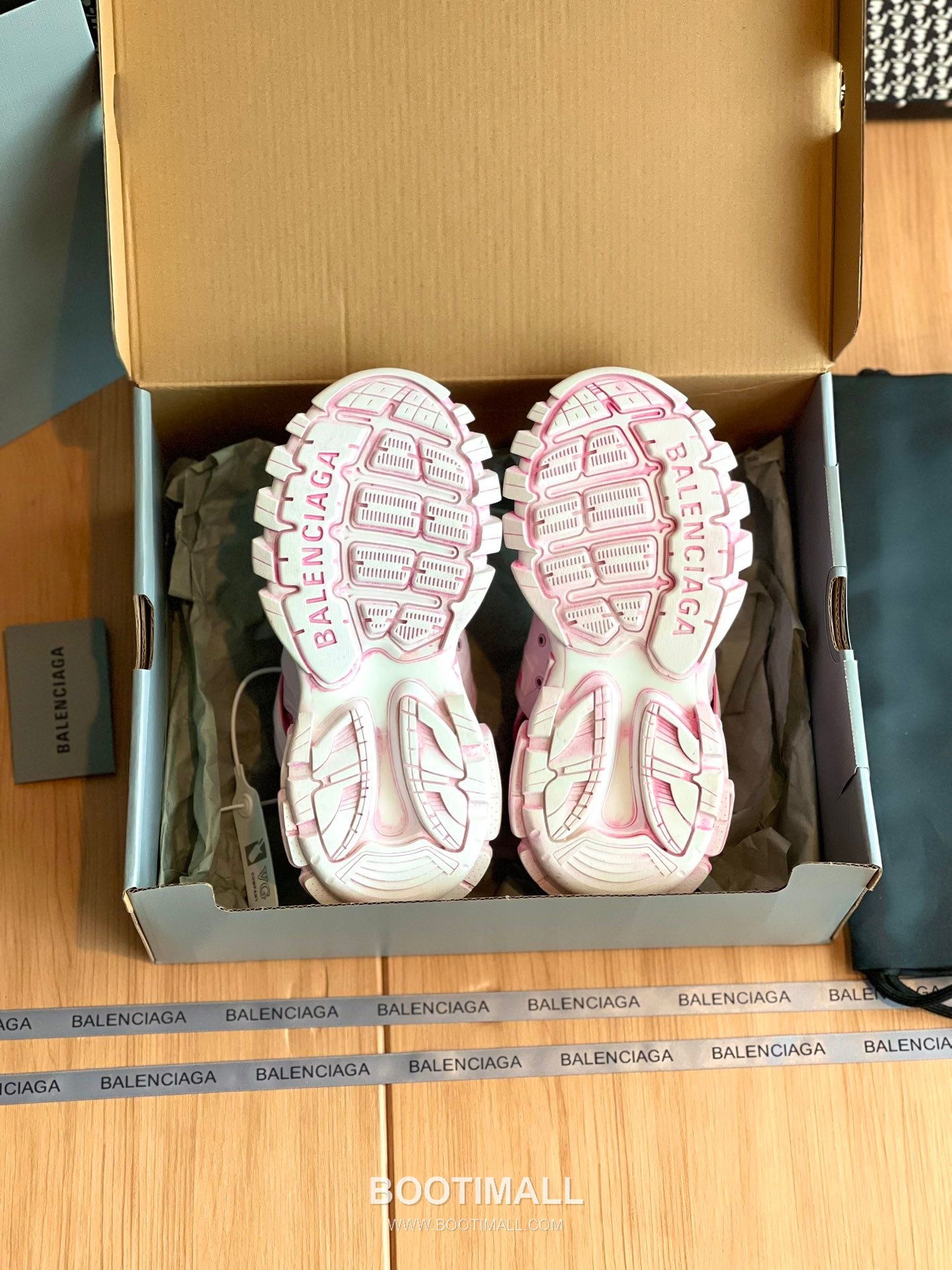 발렌시아가 트랙 메쉬 레더 블랙 청키 러너 스니커즈 Balenciaga Track Mesh Leather Black Chunky Runner Sneakers 9