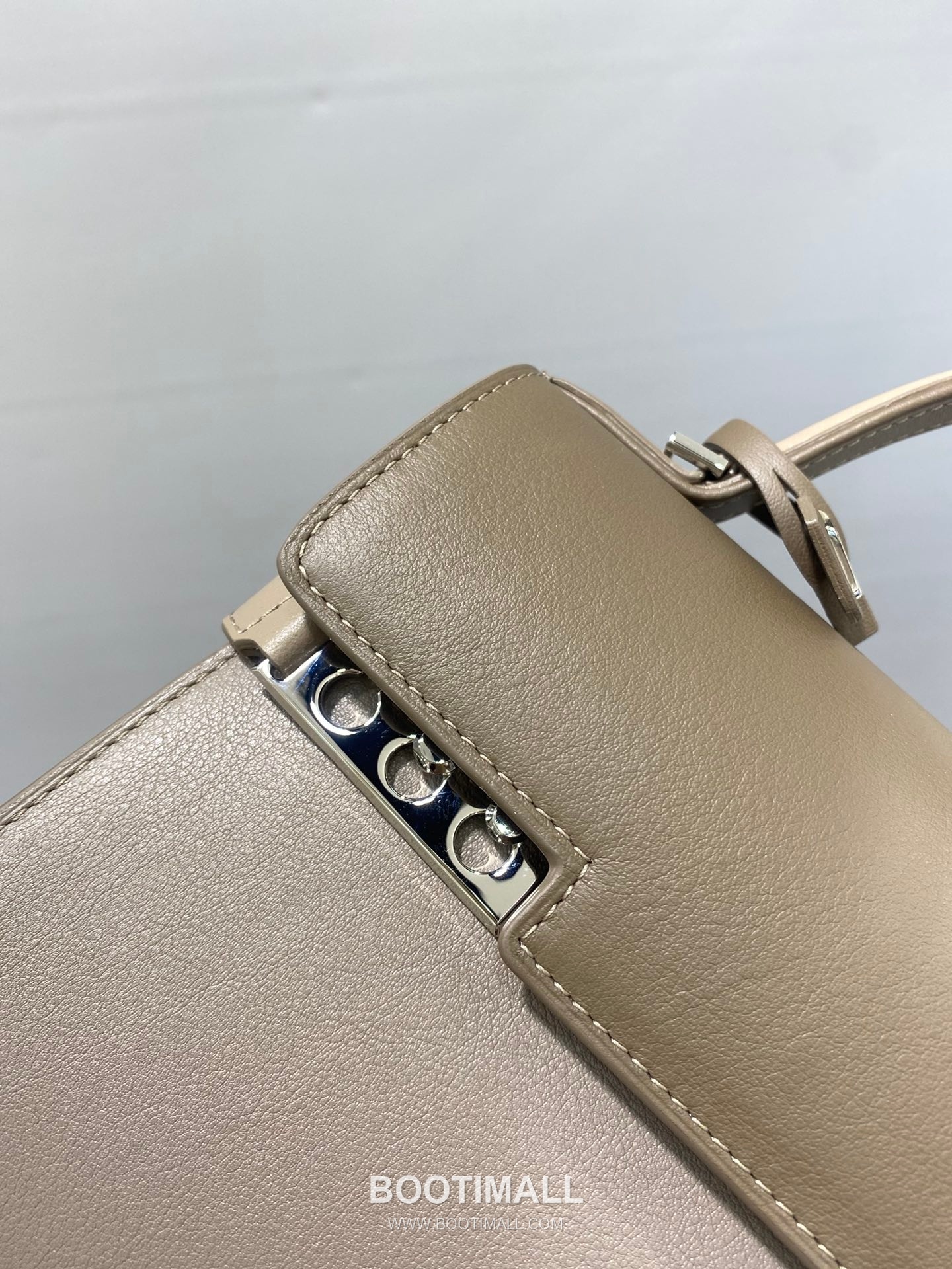 델보 템페트 미니 스위프트 카프스킨 베이지 스트랩 플랩 핸드백 Delvaux Tempete Mini Swift Calfskin Beige Strap Flap Handbag 99135066 21cm 4