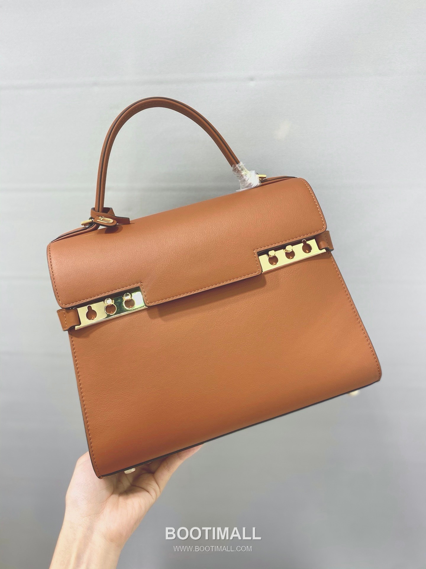 델보 템페트 MM 스위프트 카프스킨 베이지 스트랩 플랩 핸드백 Delvaux Tempete MM Swift Calfskin Beige Strap Flap Handbag 99150066 28cm 2