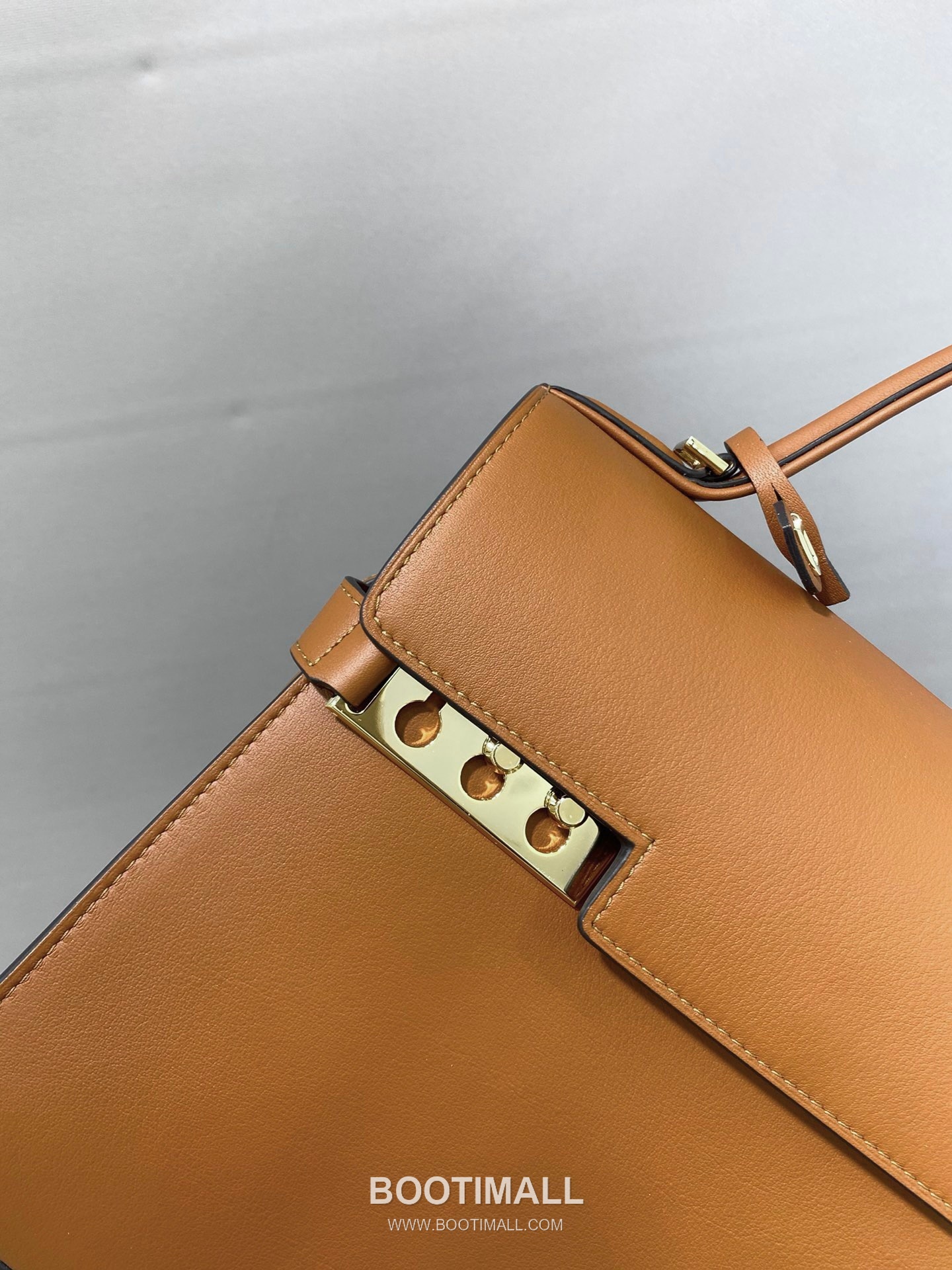 델보 템페트 MM 스위프트 카프스킨 베이지 스트랩 플랩 핸드백 Delvaux Tempete MM Swift Calfskin Beige Strap Flap Handbag 99150066 28cm 4