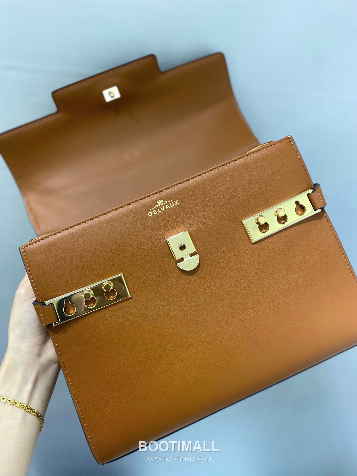 델보 템페트 MM 스위프트 카프스킨 베이지 스트랩 플랩 핸드백 Delvaux Tempete MM Swift Calfskin Beige Strap Flap Handbag 99150066 28cm 7