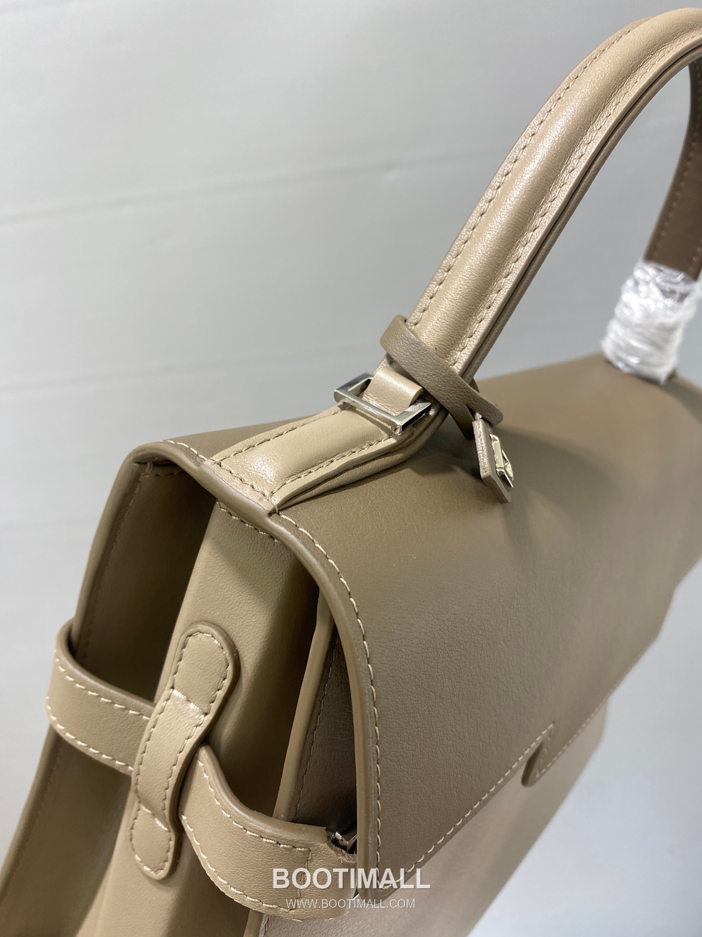 델보 템페트 MM 스위프트 카프스킨 베이지 스트랩 플랩 핸드백 Delvaux Tempete MM Swift Calfskin Beige Strap Flap Handbag 99150066 28cm 6