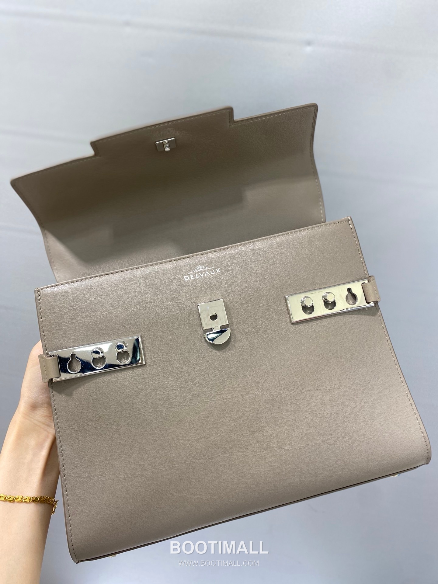 델보 템페트 MM 스위프트 카프스킨 베이지 스트랩 플랩 핸드백 Delvaux Tempete MM Swift Calfskin Beige Strap Flap Handbag 99150066 28cm 7