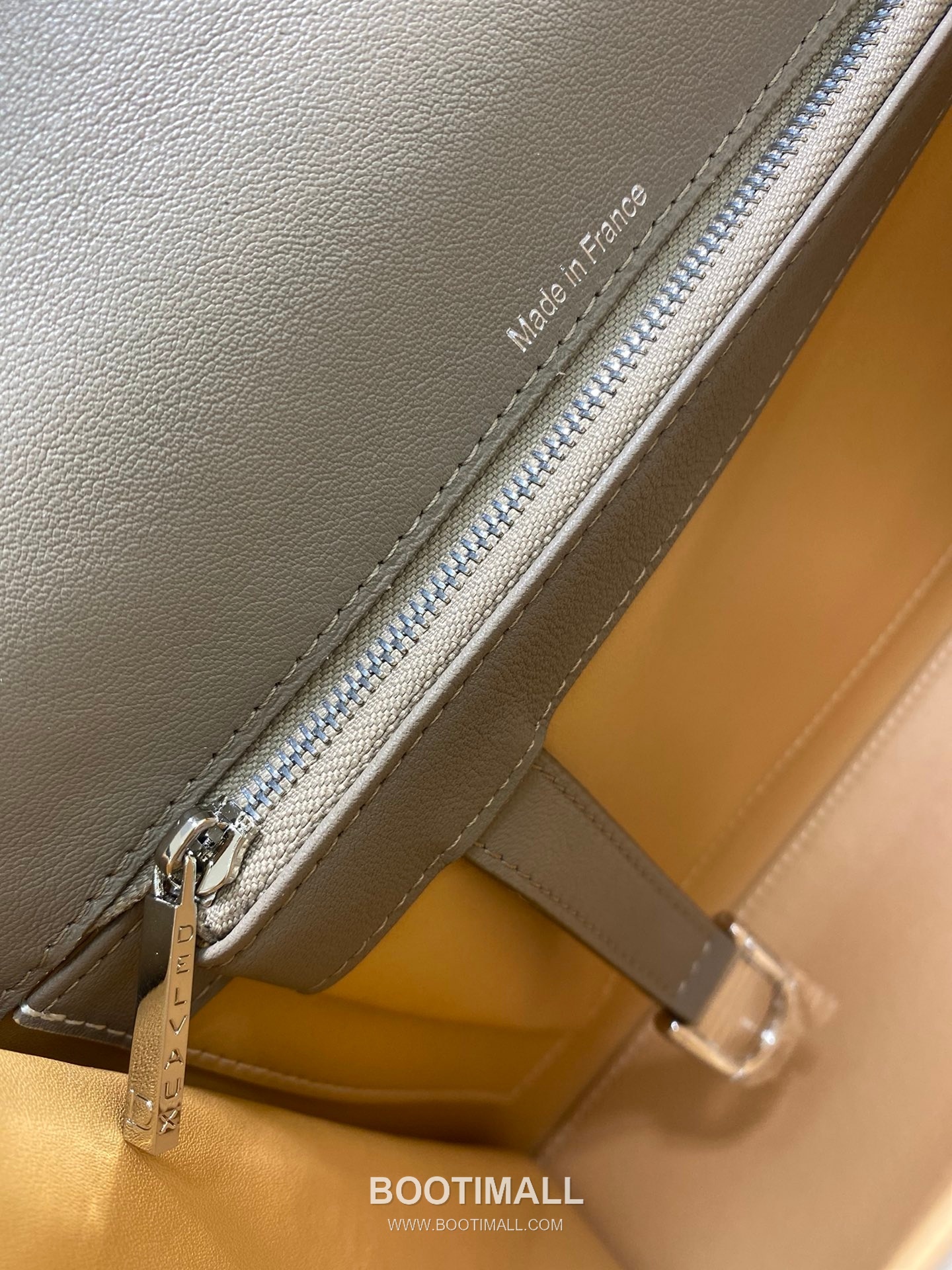 델보 템페트 MM 스위프트 카프스킨 베이지 스트랩 플랩 핸드백 Delvaux Tempete MM Swift Calfskin Beige Strap Flap Handbag 99150066 28cm 8