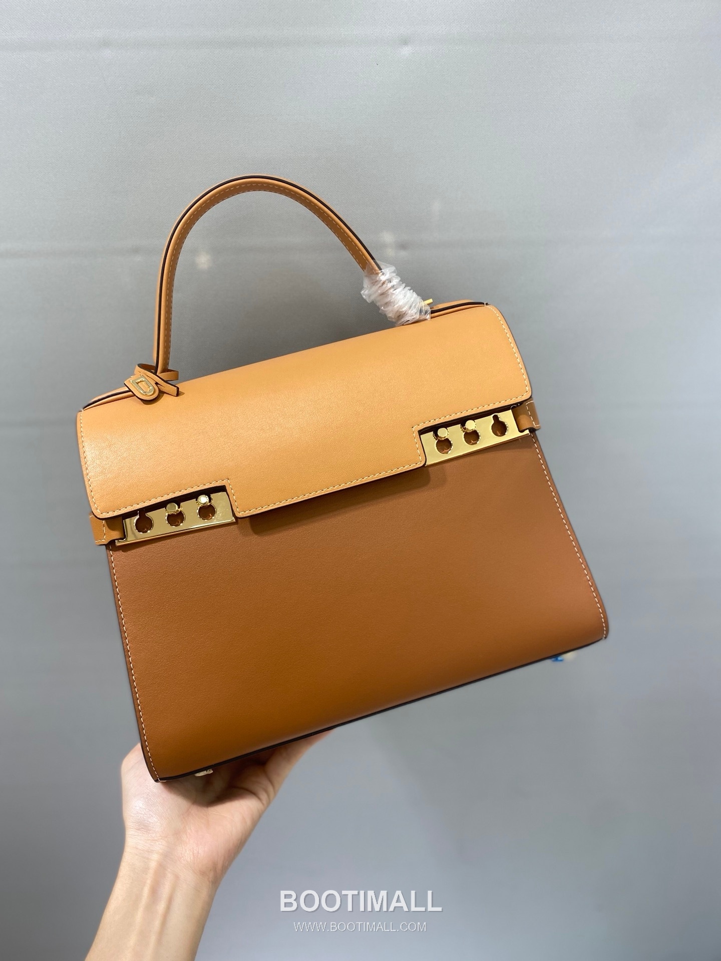 델보 템페트 MM 스위프트 카프스킨 베이지 스트랩 플랩 핸드백 Delvaux Tempete MM Swift Calfskin Beige Strap Flap Handbag 99150066 28cm 2