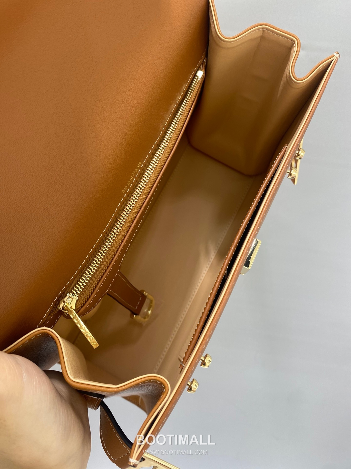 델보 템페트 MM 스위프트 카프스킨 베이지 스트랩 플랩 핸드백 Delvaux Tempete MM Swift Calfskin Beige Strap Flap Handbag 99150066 28cm 8