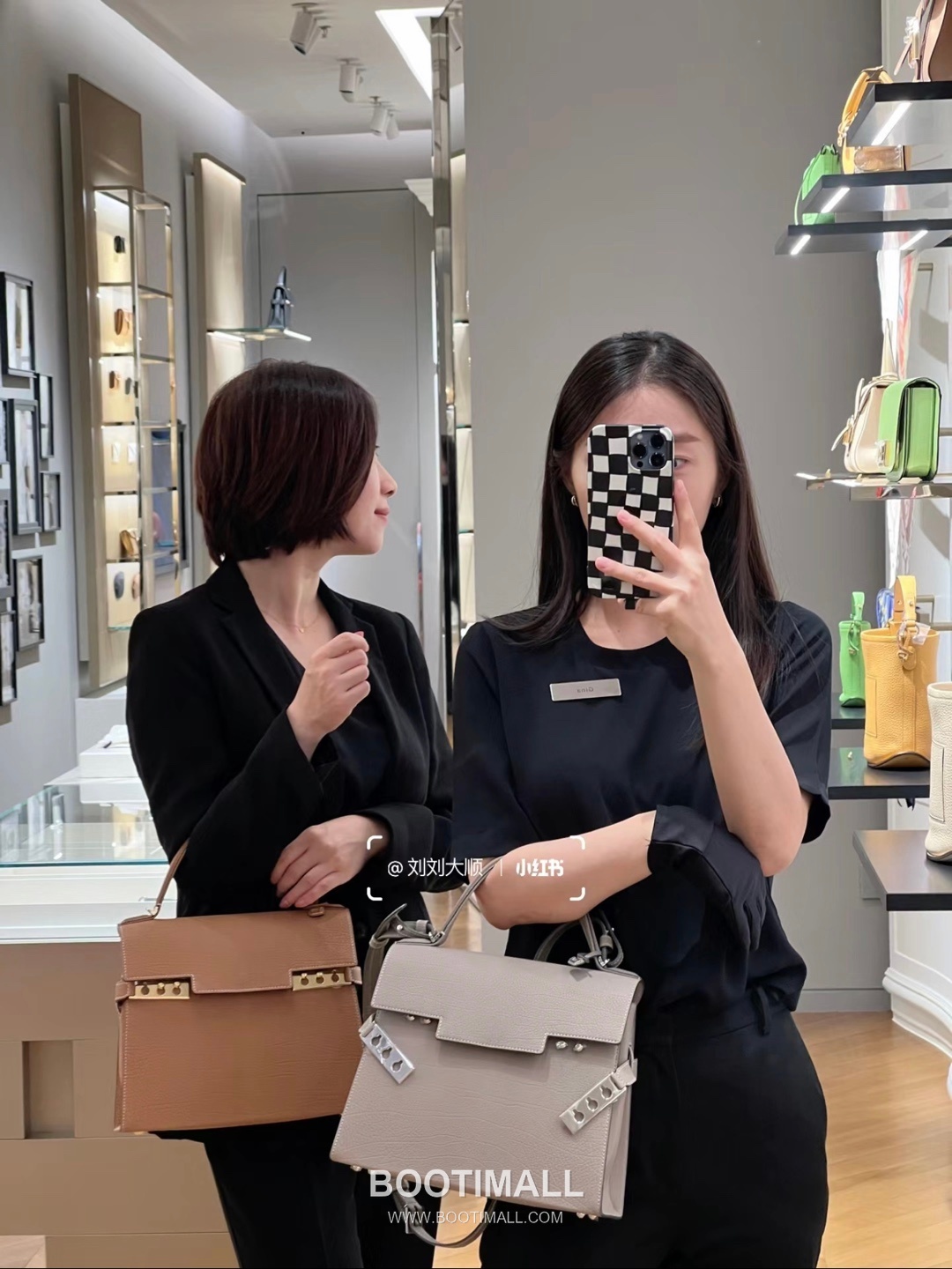 델보 템페트 MM 넥그레인 카프스킨 블랙 스트랩 메탈락 플랩 핸드백 Delvaux Tempete MM Neck Grain Calfskin Black Strap Metal Lock Flap Handbag 99155066 28cm 1