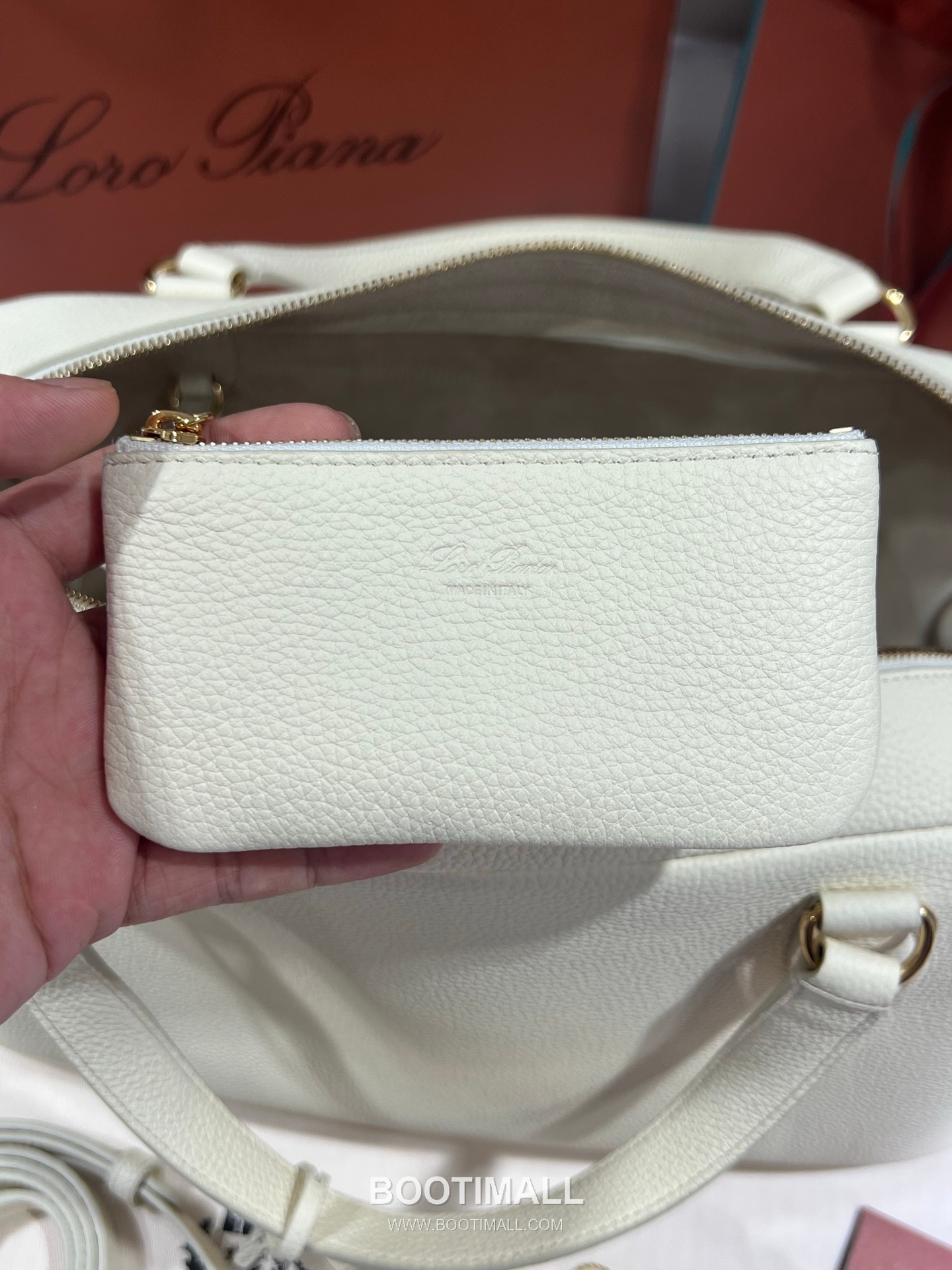 로로피아나 니들 라지 카프스킨 브라운 스트랩 더블지퍼 토트 핸드백 Loro Piana Needle Large Calfskin Brown Strap Double Zip Tote Handbag 39cm 11