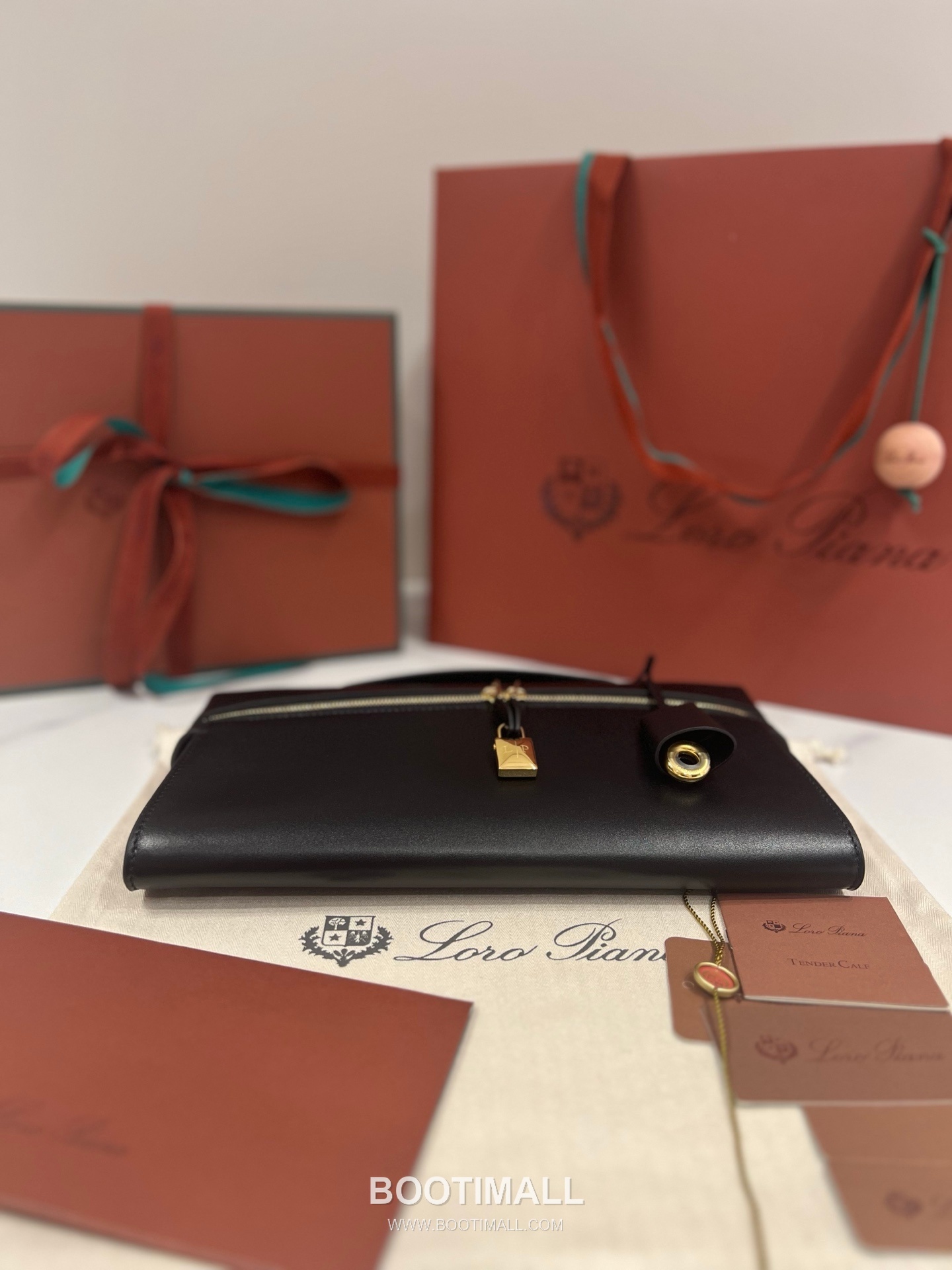 로로피아나 엑스트라 클러치 L29 새들 레더 블랙 더블지퍼 파우치 클러치백 Loro Piana Extra Clutch L29 Saddle Leather Black Double Zip Pouch Clutch Bag 29cm 11