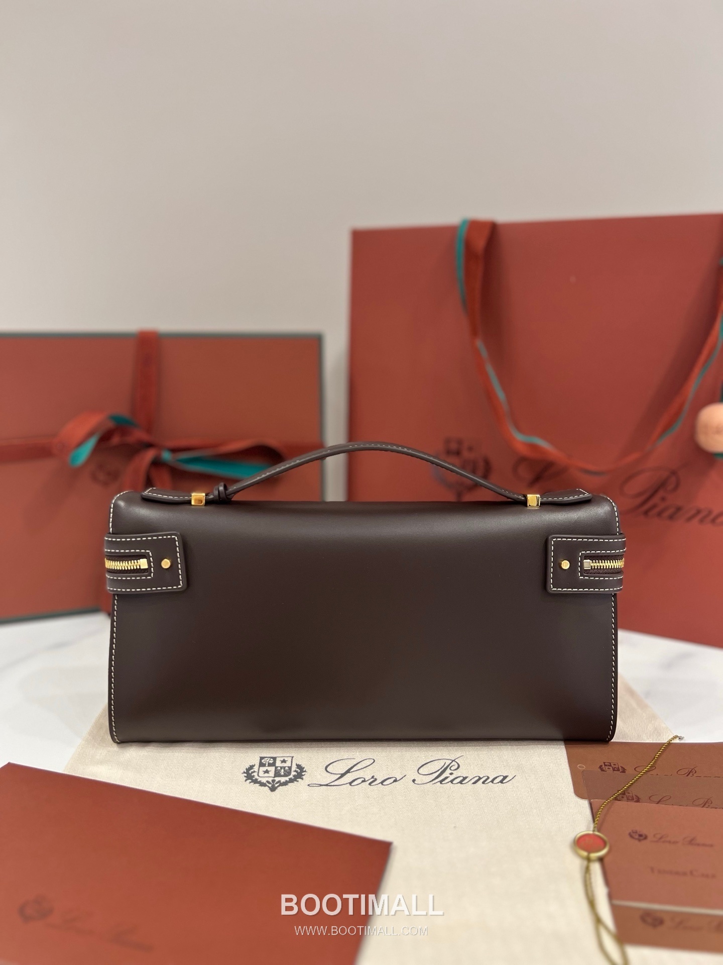 로로피아나 엑스트라 클러치 L29 새들 레더 블랙 더블지퍼 파우치 클러치백 Loro Piana Extra Clutch L29 Saddle Leather Black Double Zip Pouch Clutch Bag 29cm 2