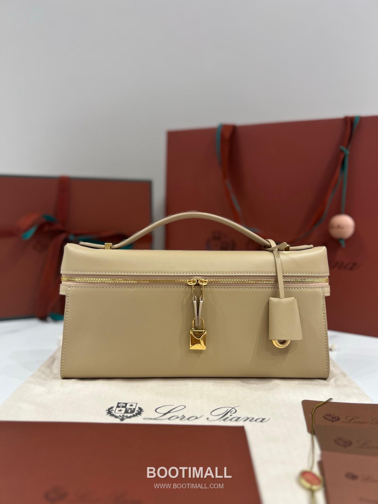 로로피아나 엑스트라 클러치 L29 새들 레더 블랙 더블지퍼 파우치 클러치백 Loro Piana Extra Clutch L29 Saddle Leather Black Double Zip Pouch Clutch Bag 29cm 1