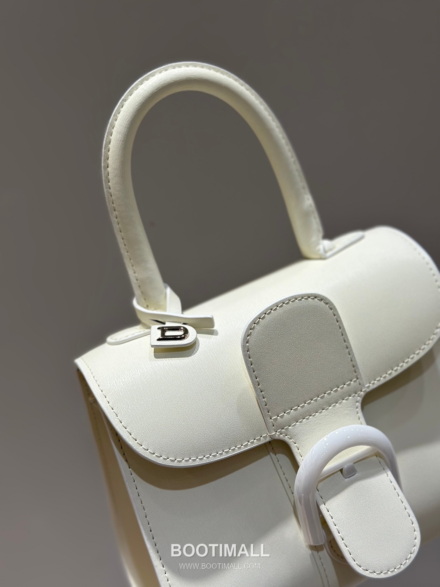 델보 브리앙 스몰 박스 카프스킨 퍼플 스트랩 메탈락 플랩 핸드백 Delvaux Brillant Small Box Calfskin Purple Strap Metal Lock Flap Handbag 99095066 20cm 9